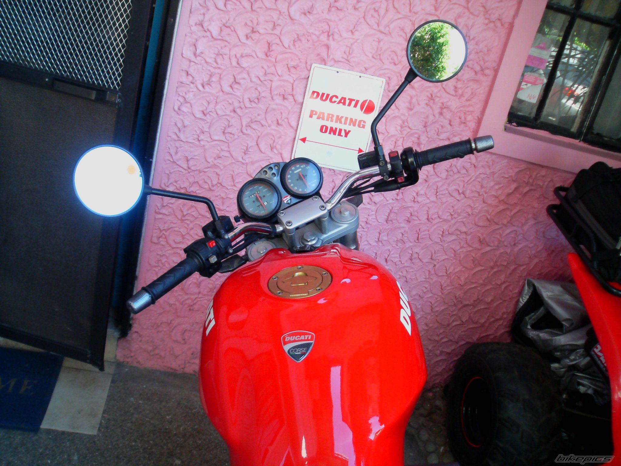 Photo 2351424
