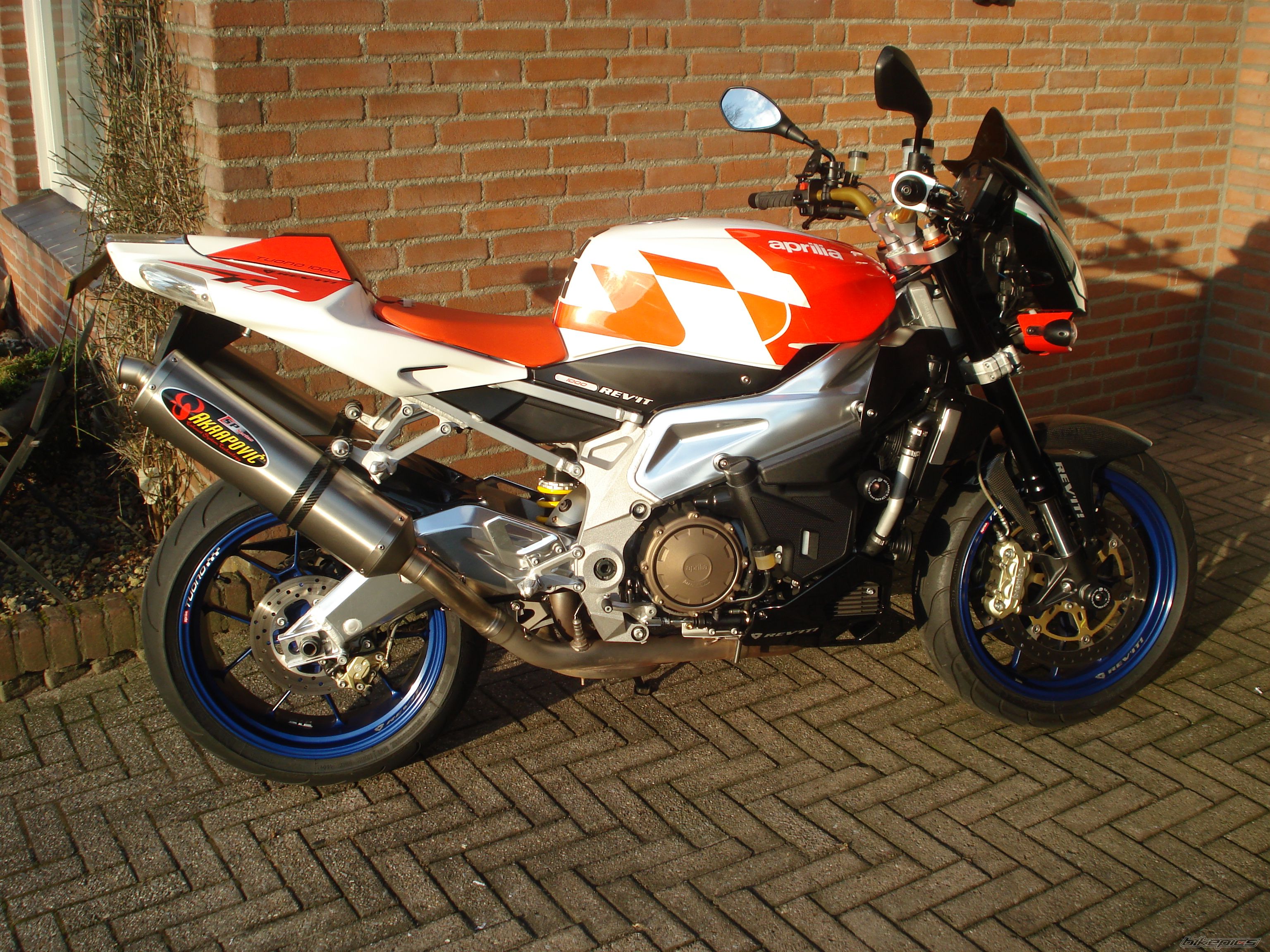 Photo 2351600