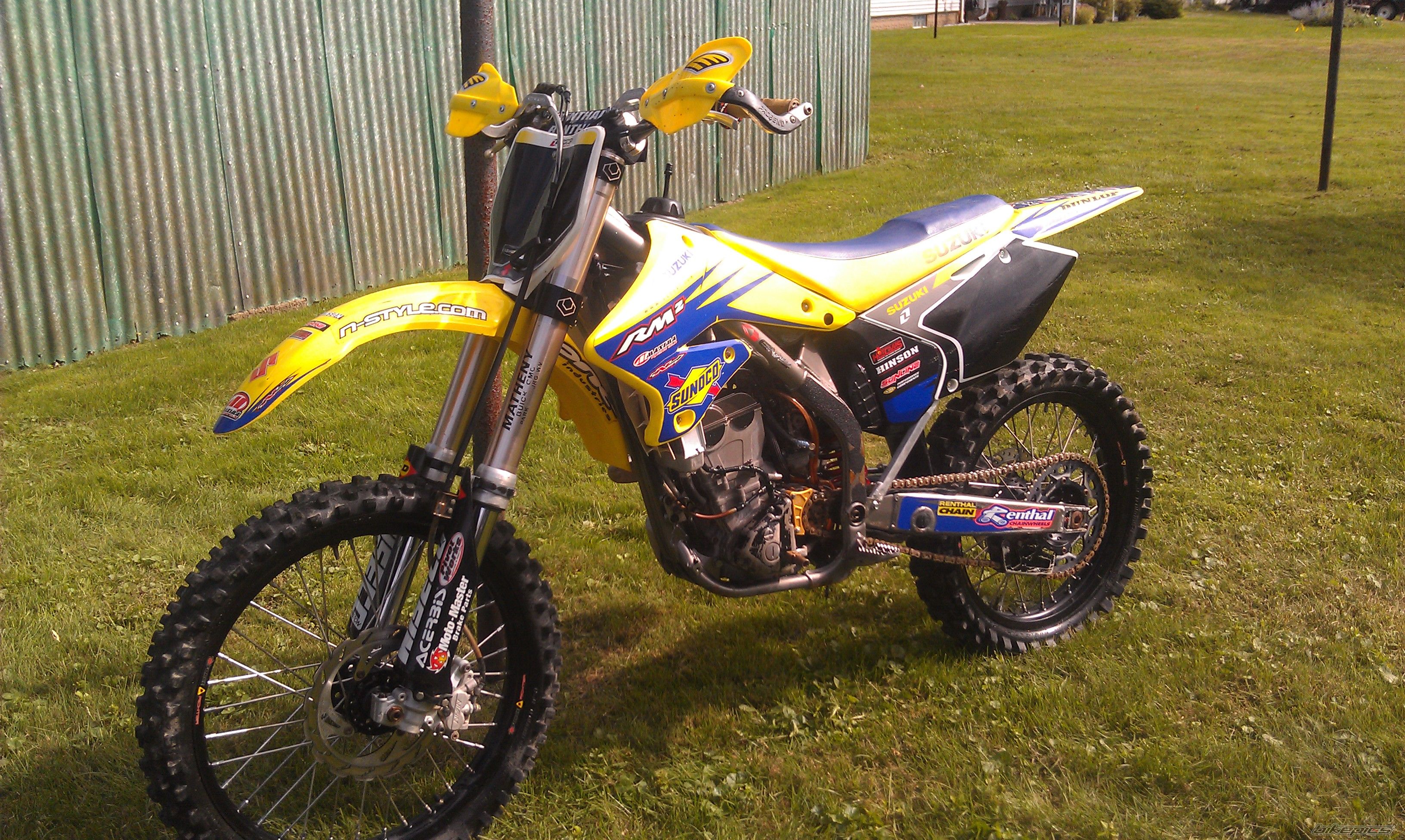 Photo 2352112