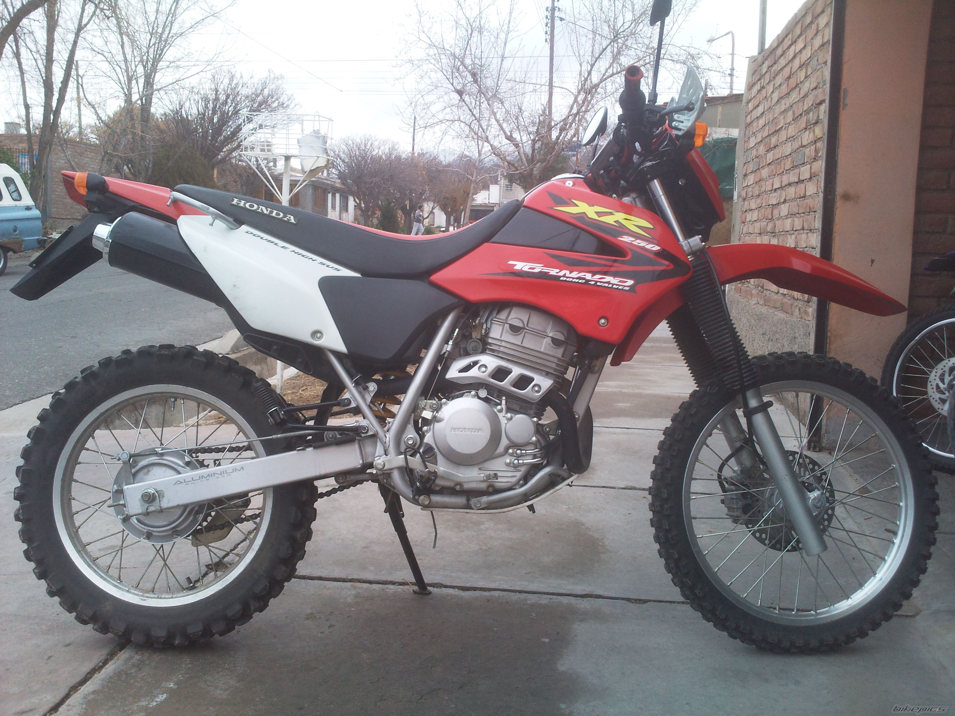 Photo 2352209