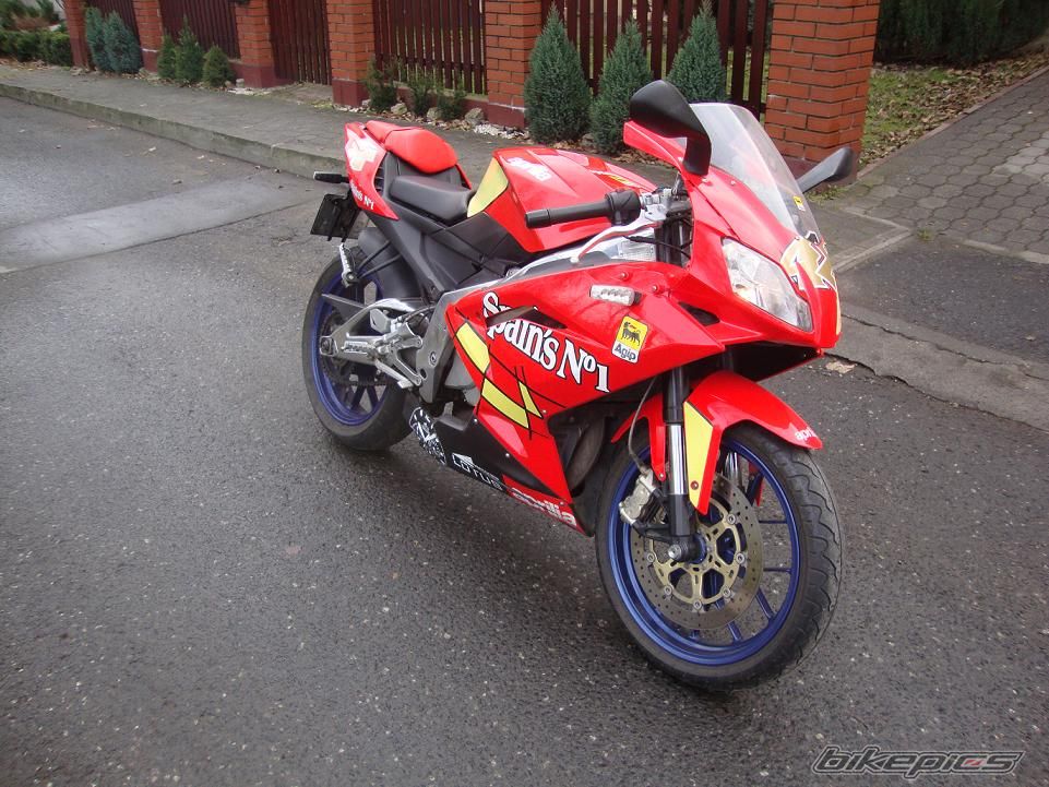 Photo 2352398