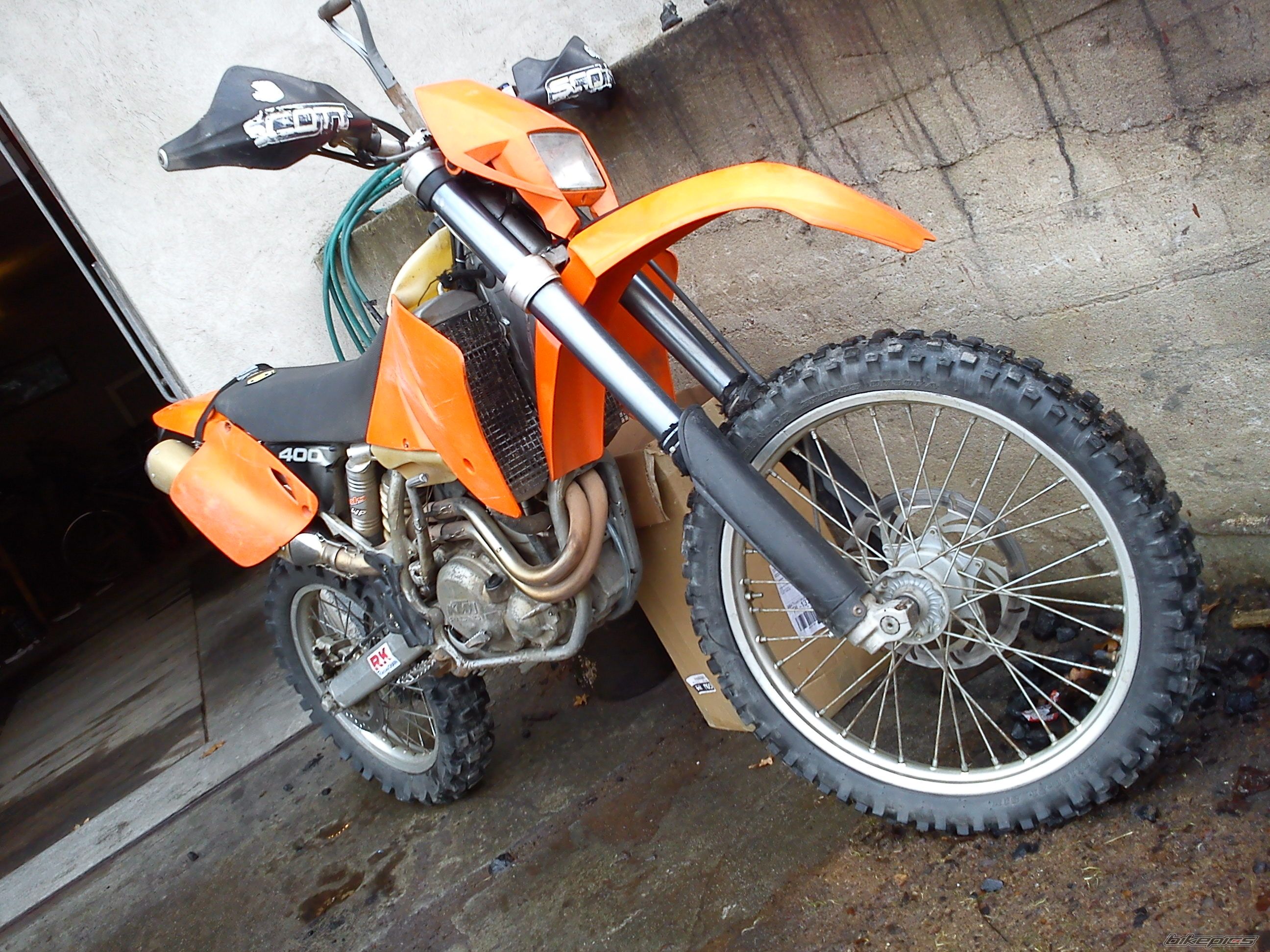 Photo 2352881