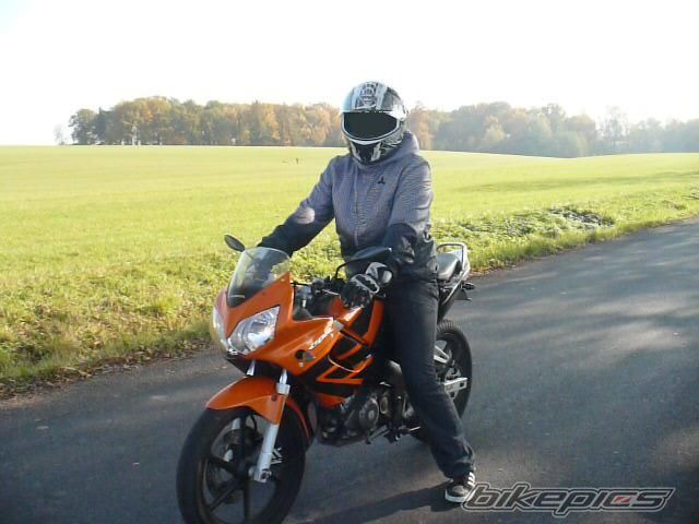 Photo 2352890