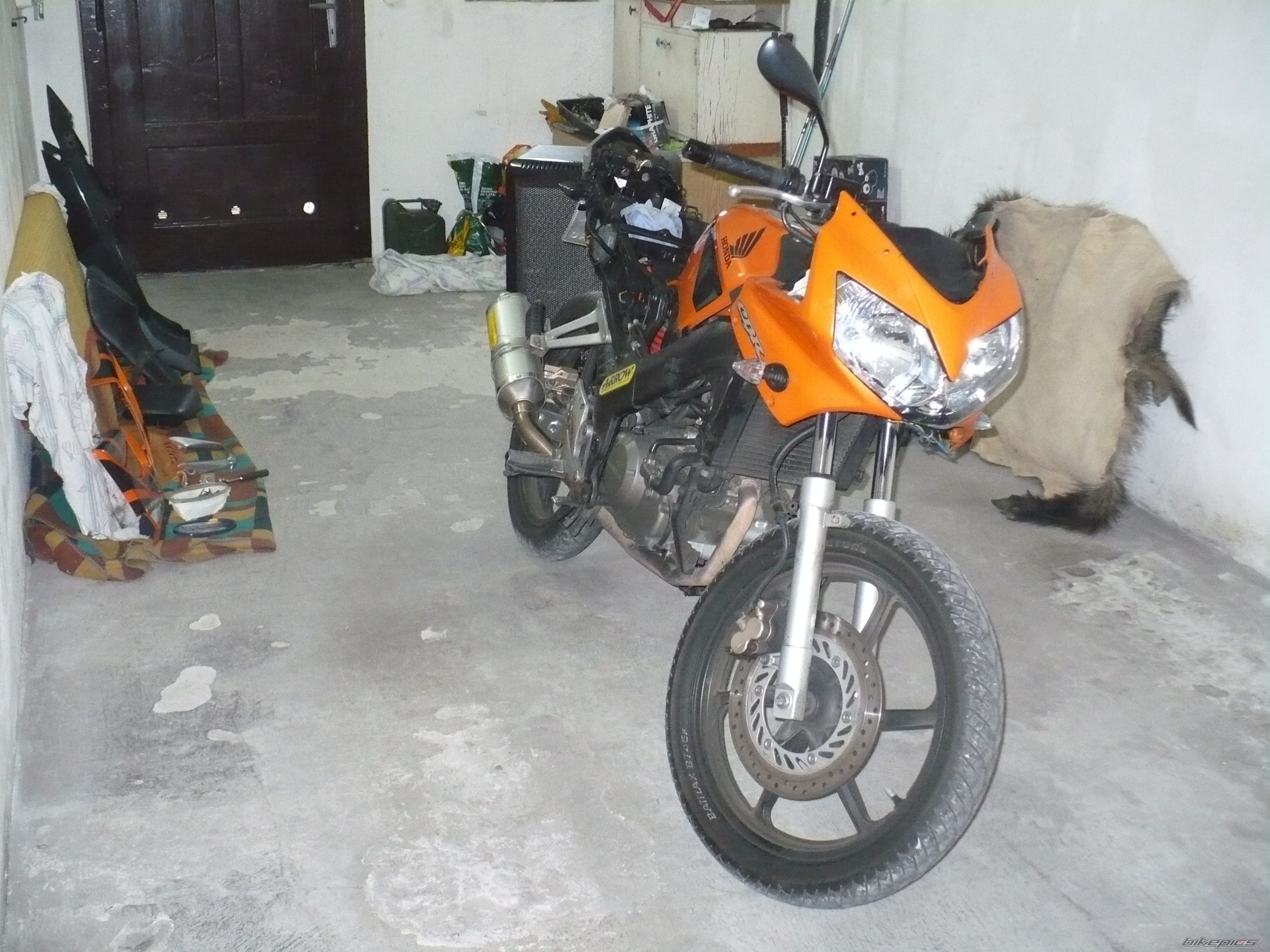 Photo 2352903