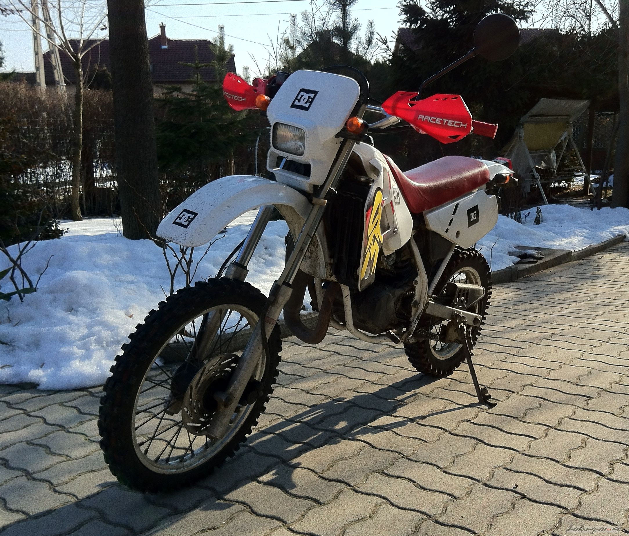 Photo 2353059