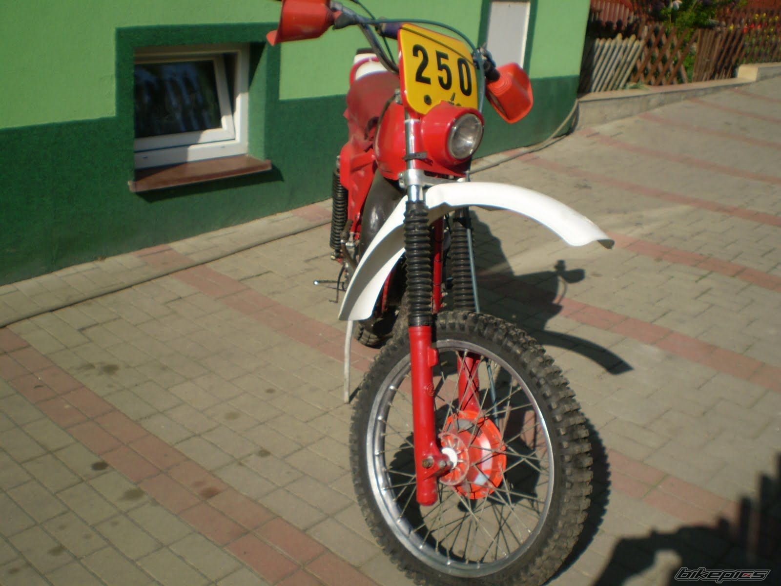 Bike Photo 2353745