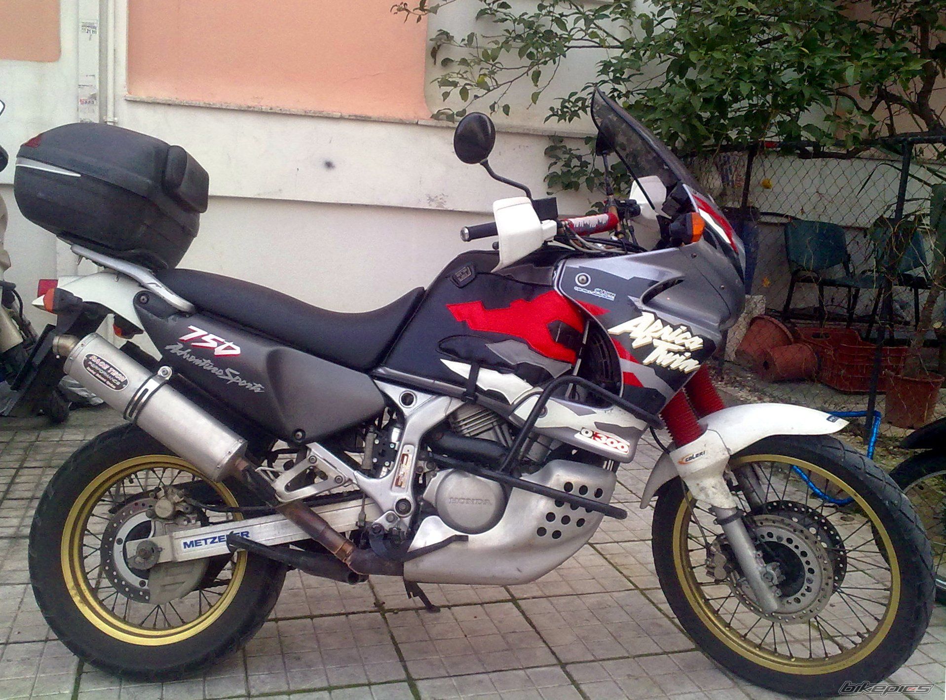 Photo 2353758
