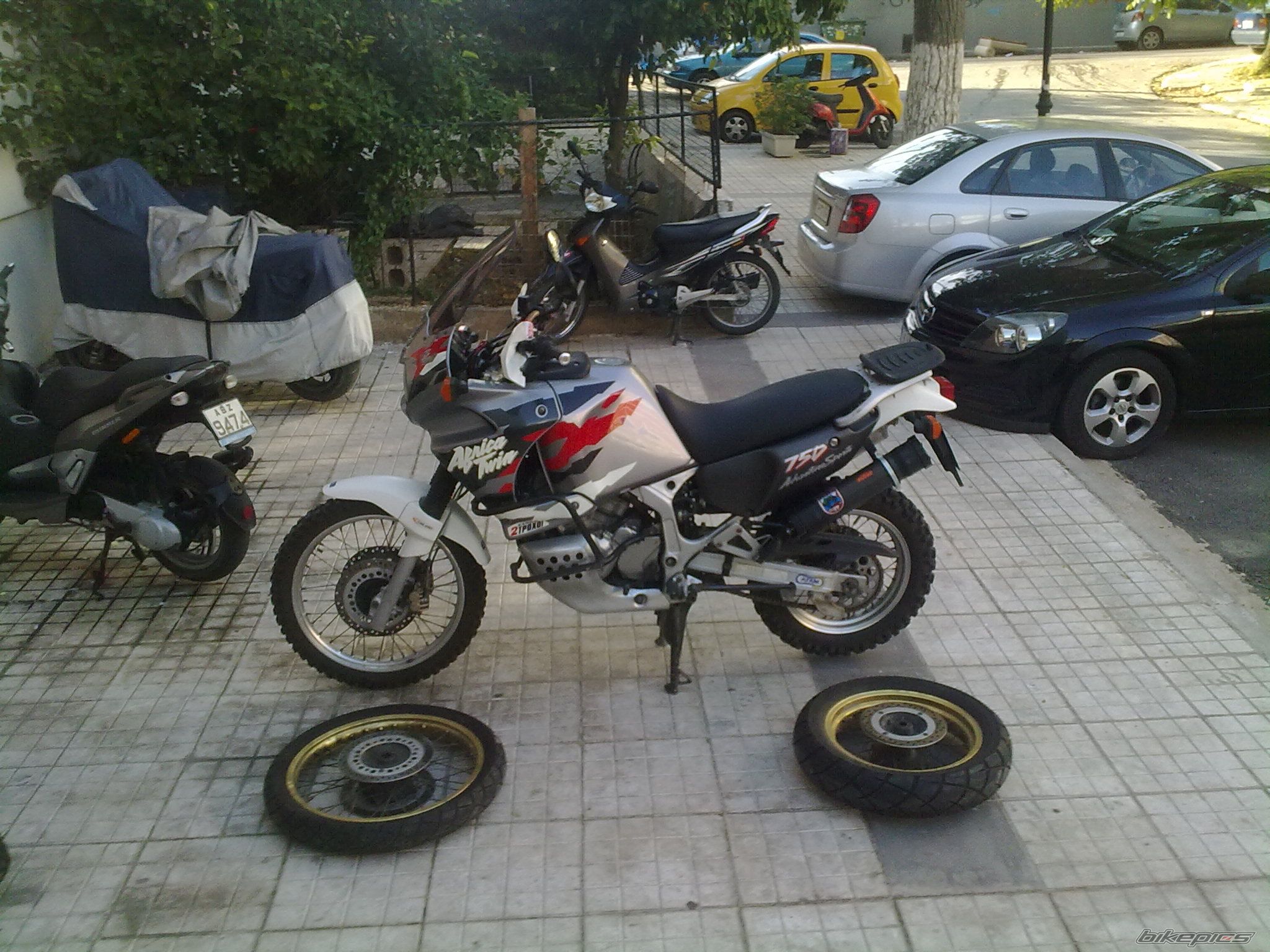 Photo 2353761