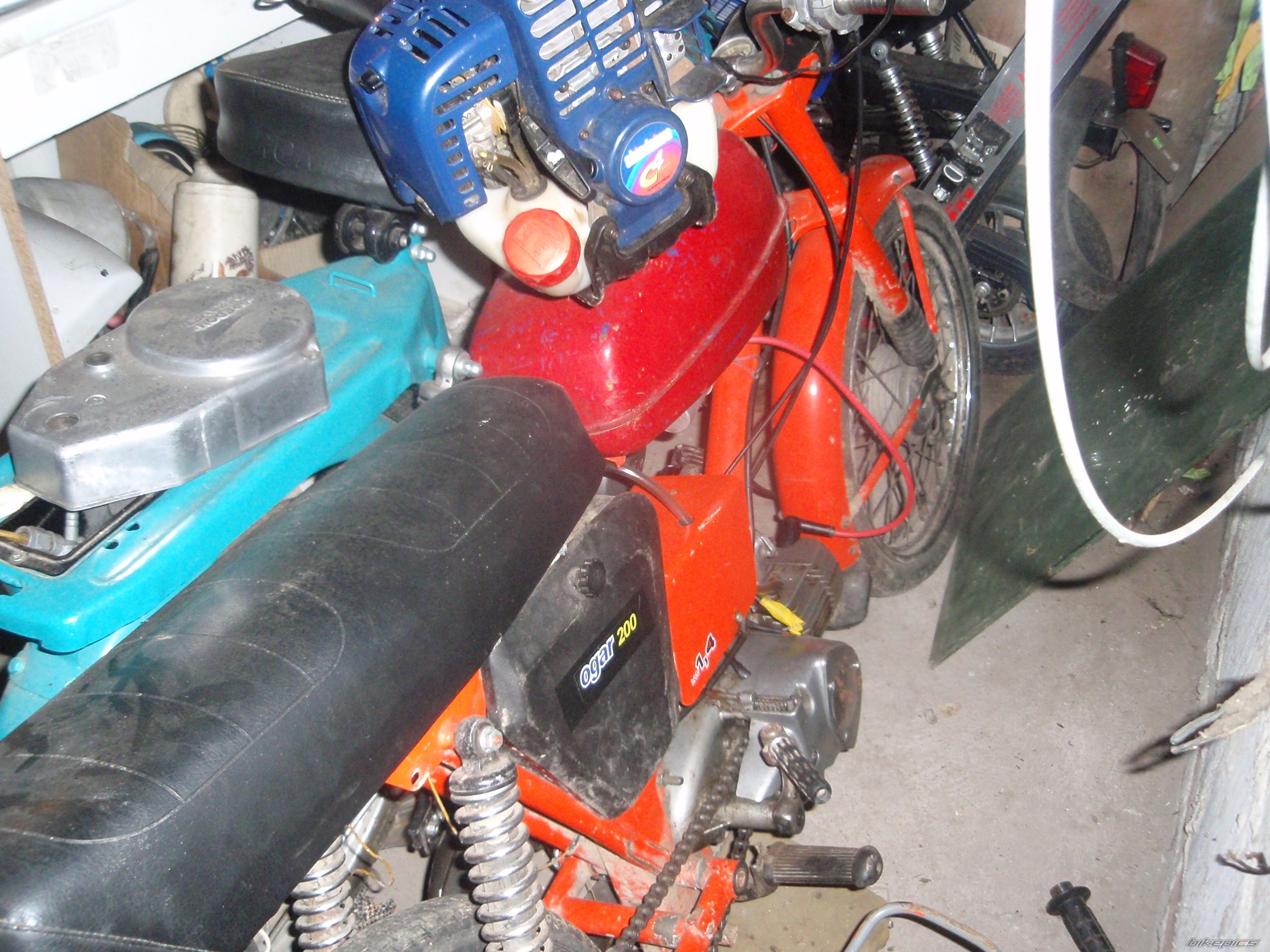 Photo 2353772
