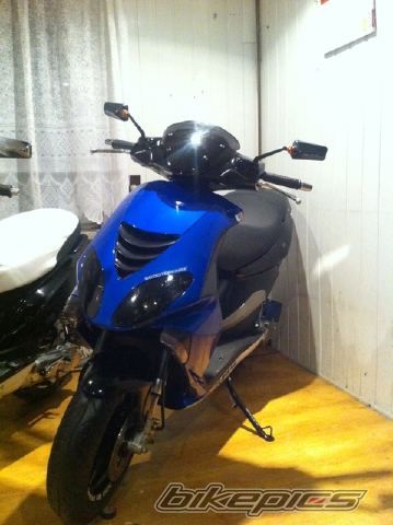 Photo 2353795