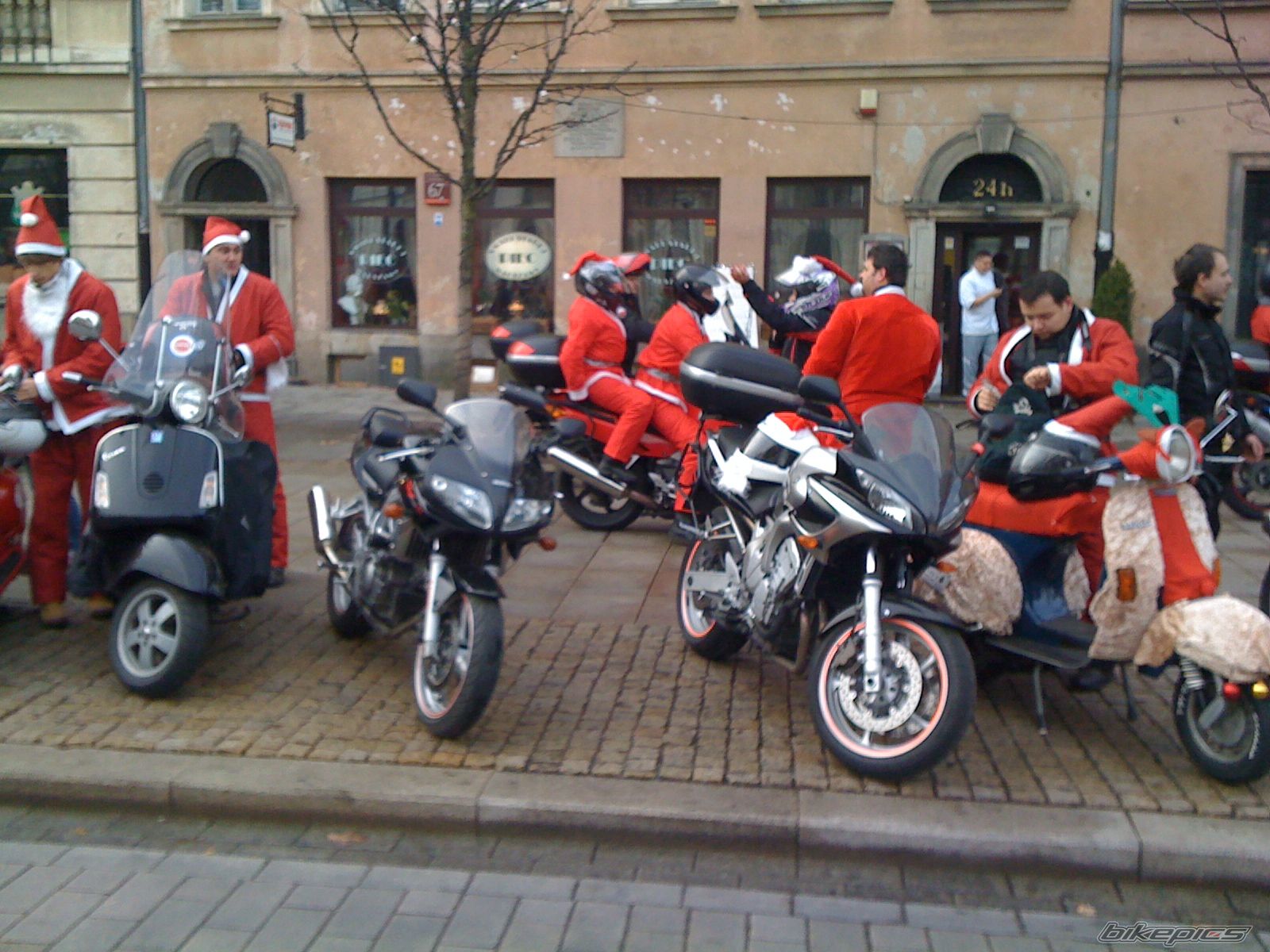 Photo 2357937