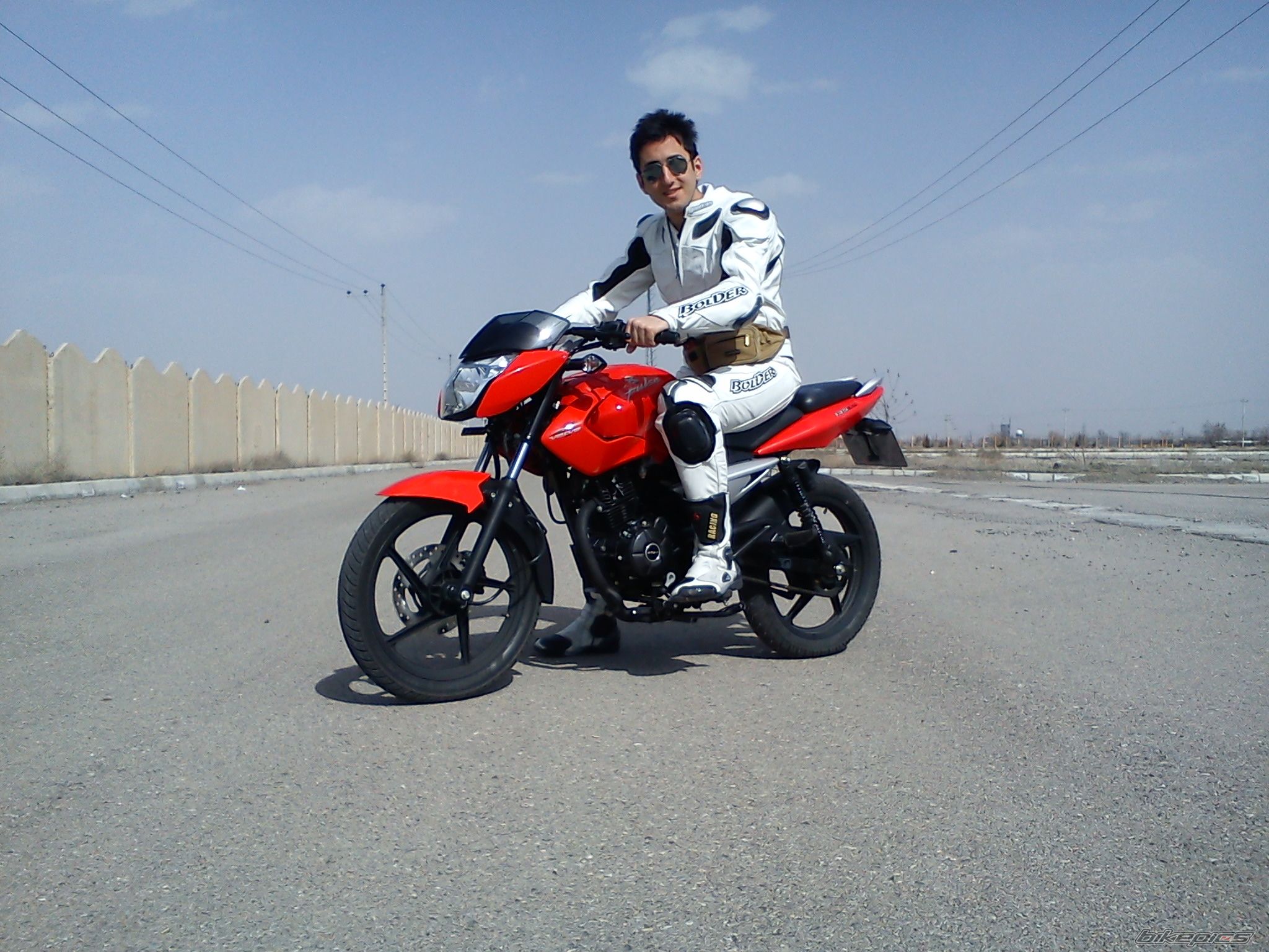 Bike Photo 2359275