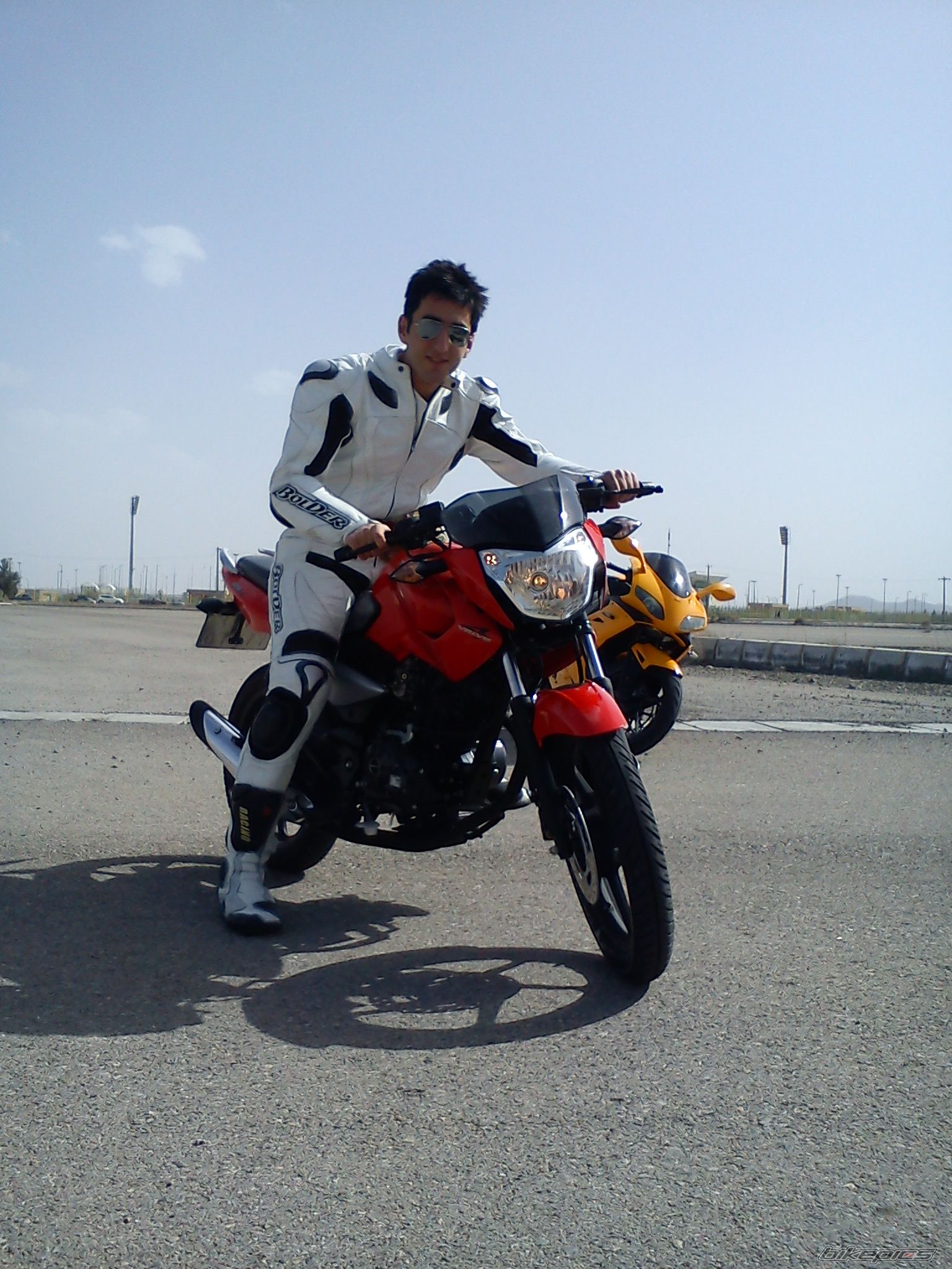 Bike Photo 2359288