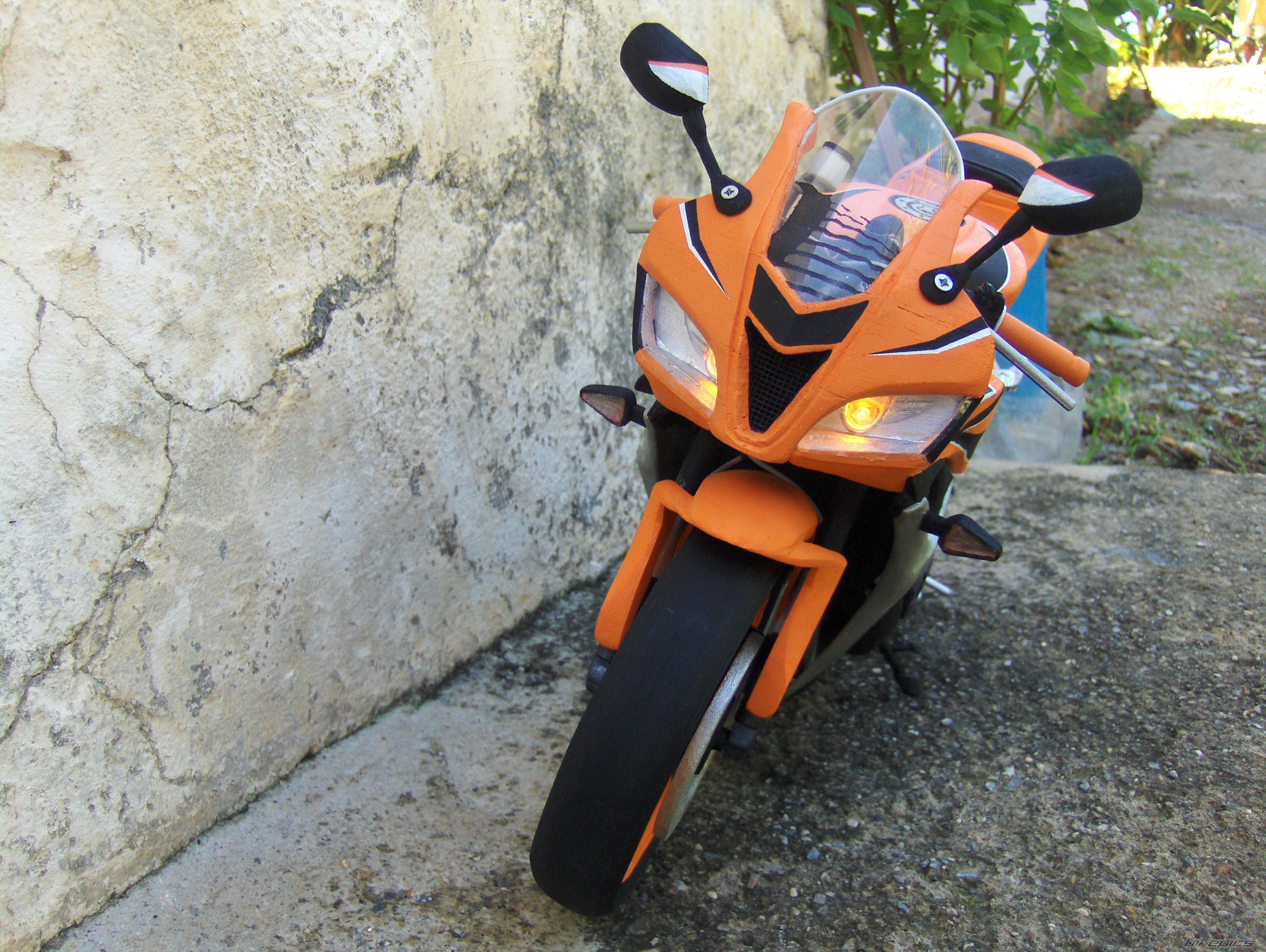 Photo 2359299
