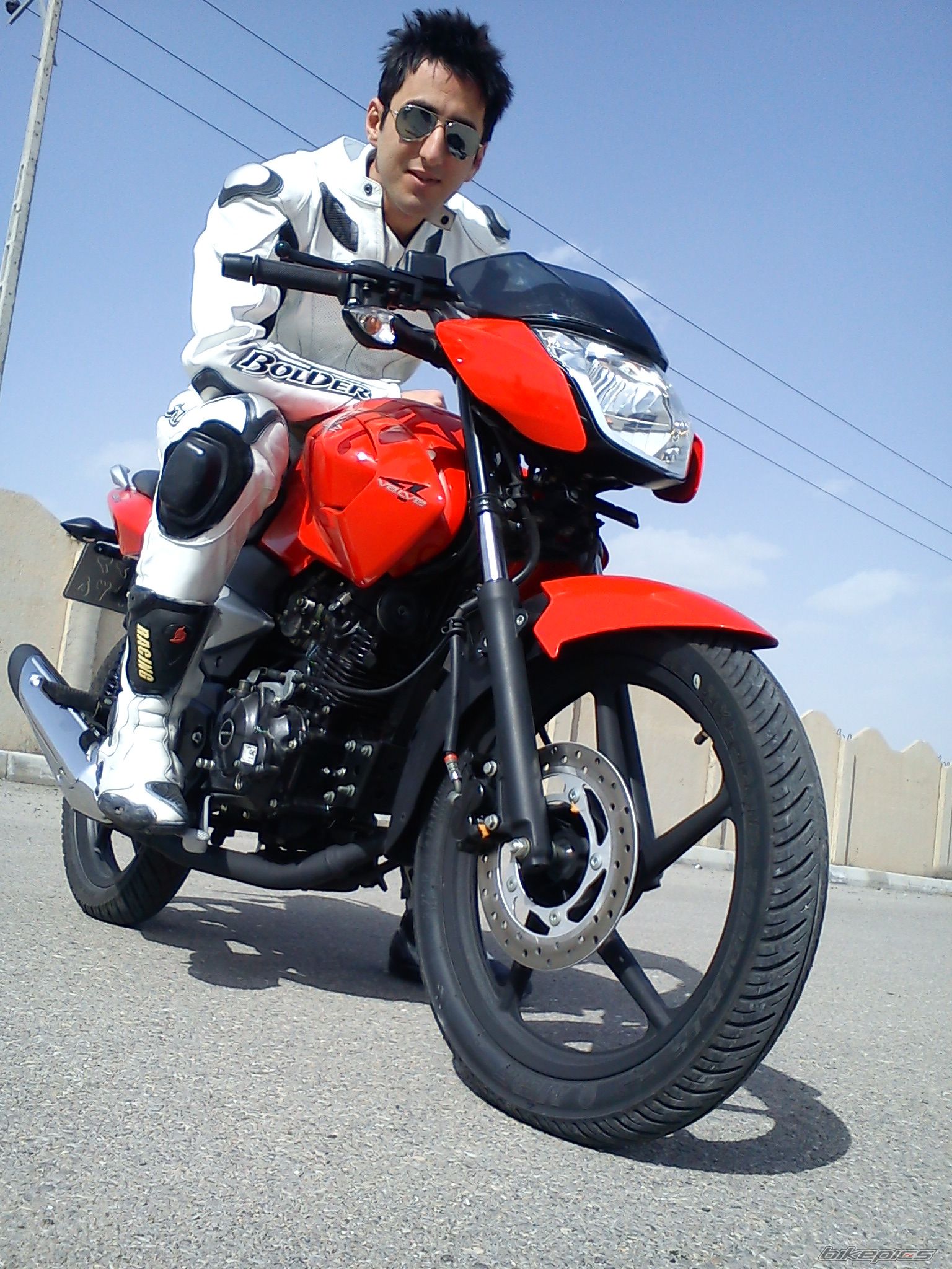 Bike Photo 2359354