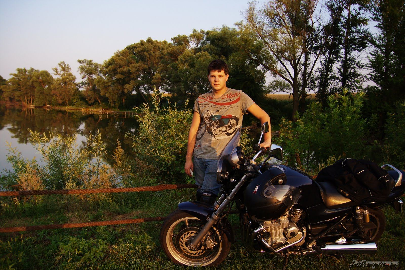 Photo 2359850