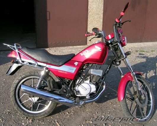 Photo 2360343