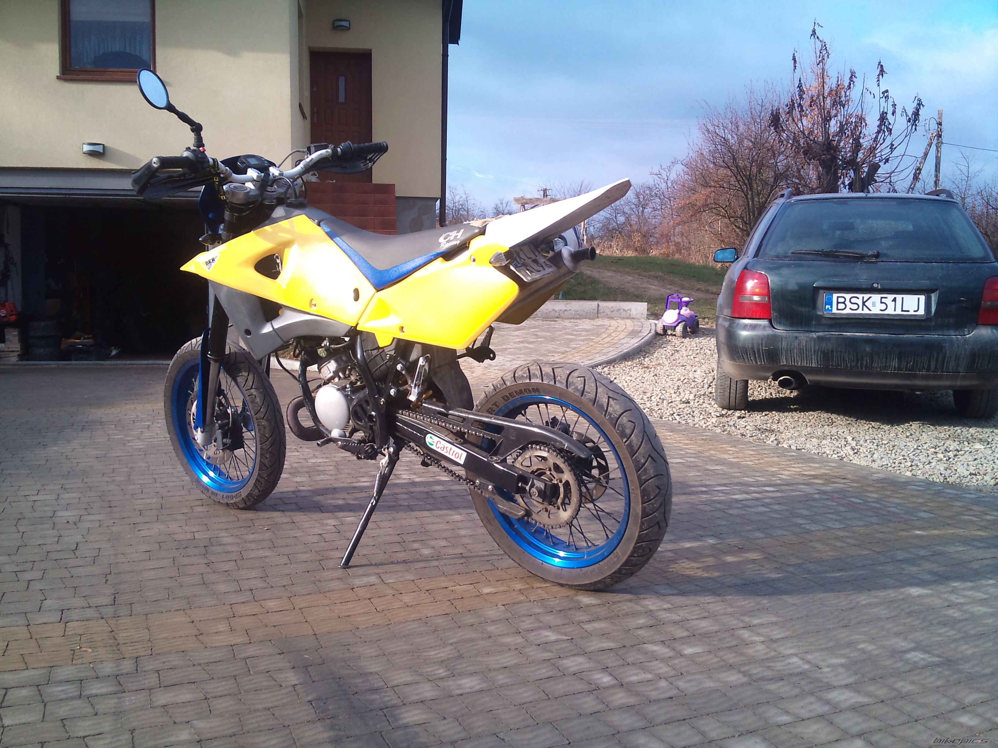 Photo 2360475