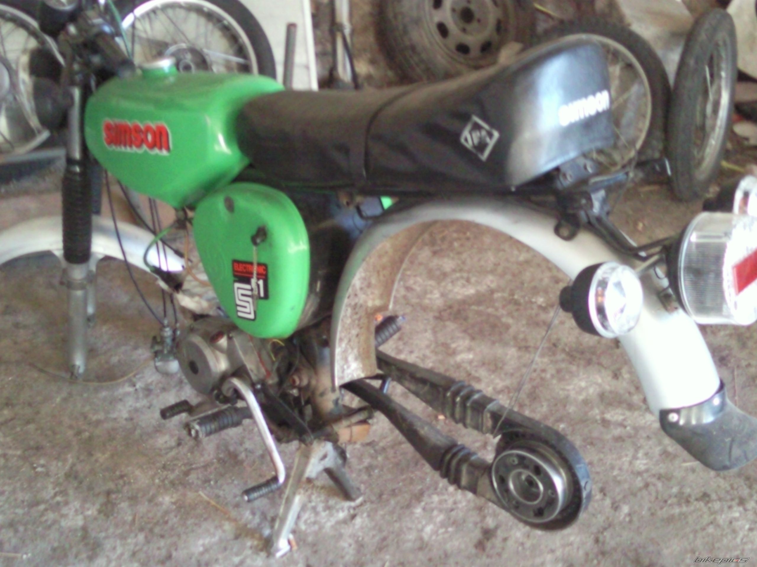 Photo 2363048