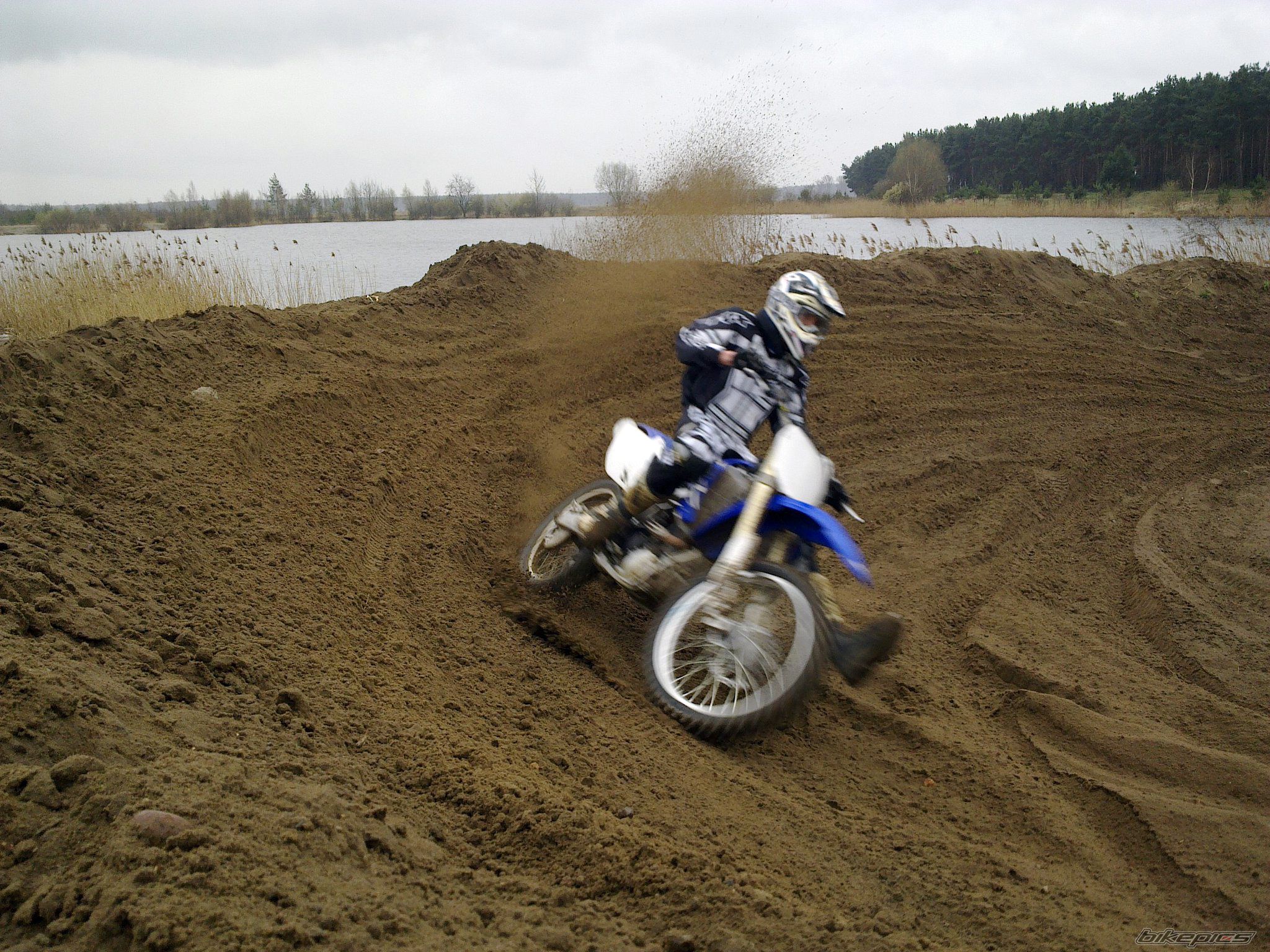 Photo 2365713