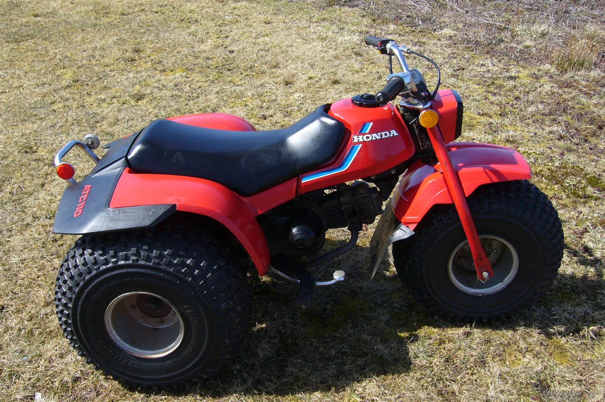 Photo 2367037