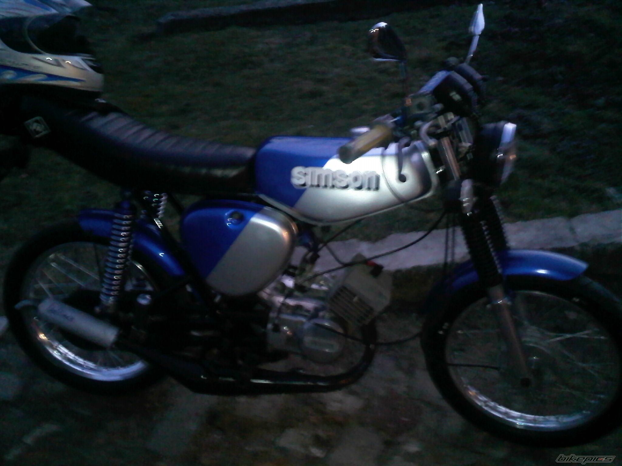 Photo 2368084