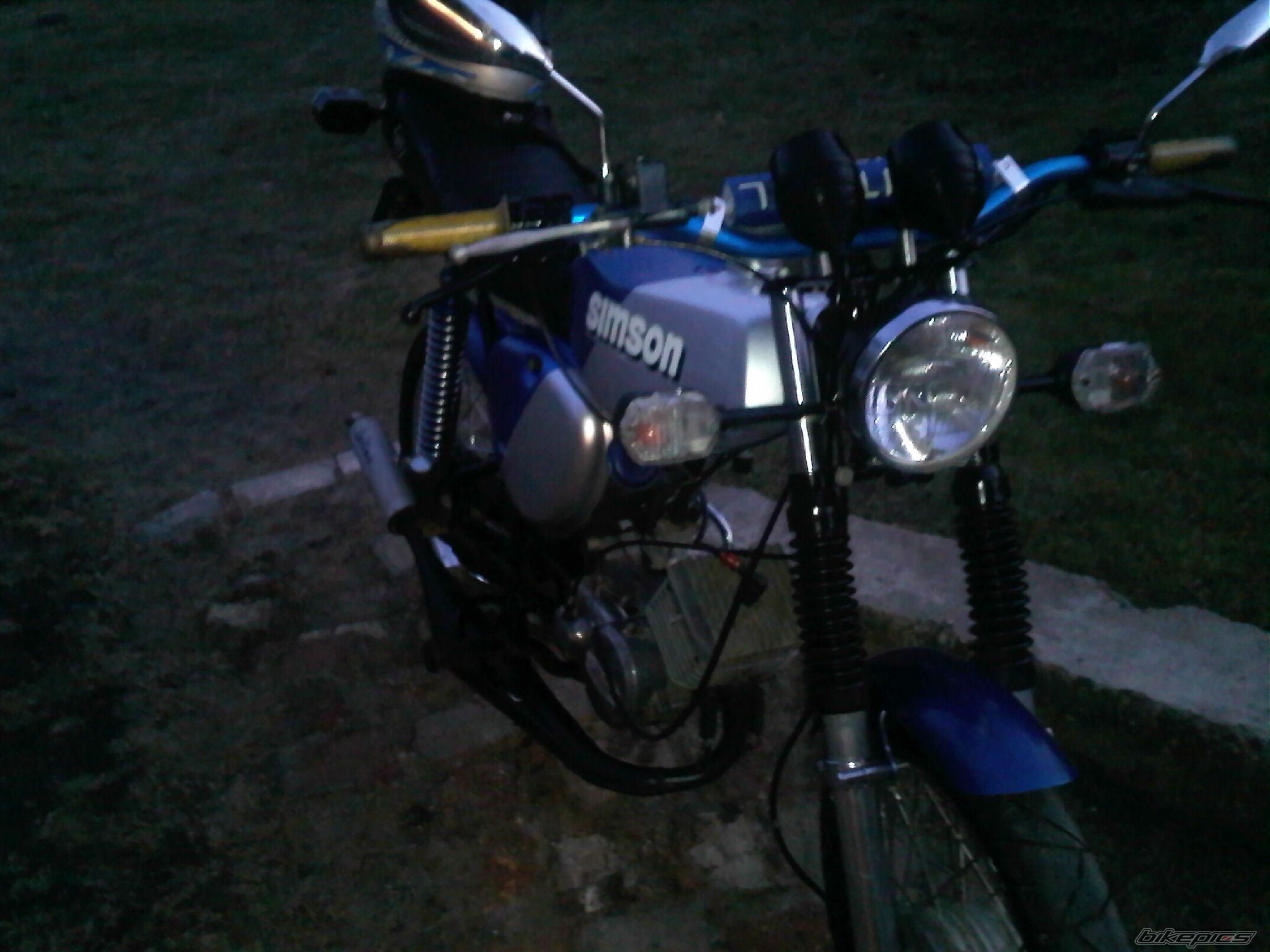 Photo 2368085