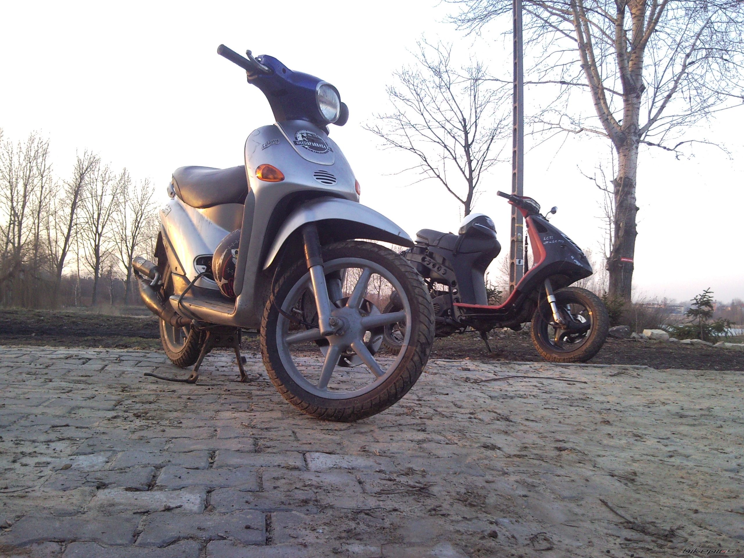 Photo 2368372