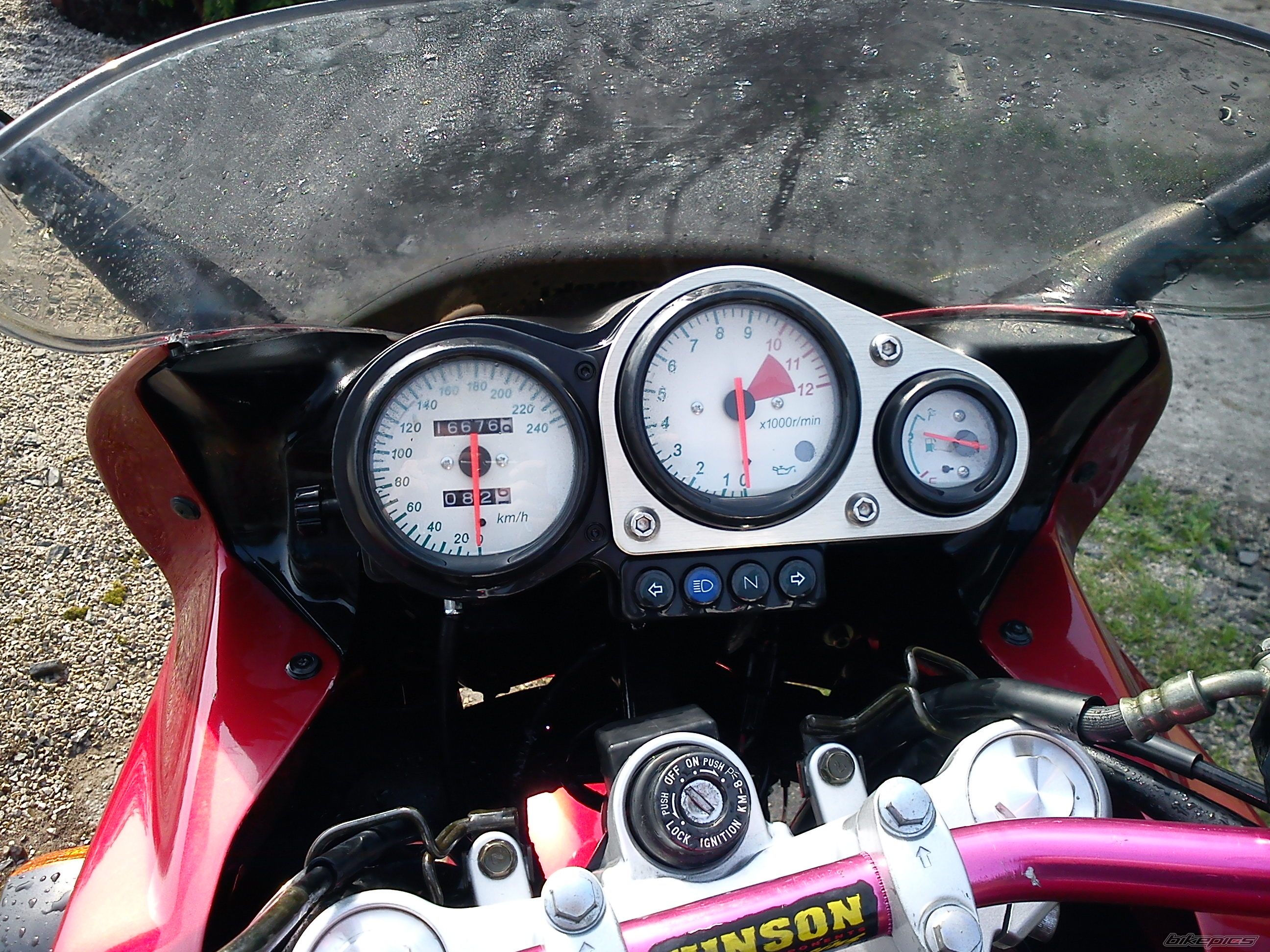 Photo 2368388