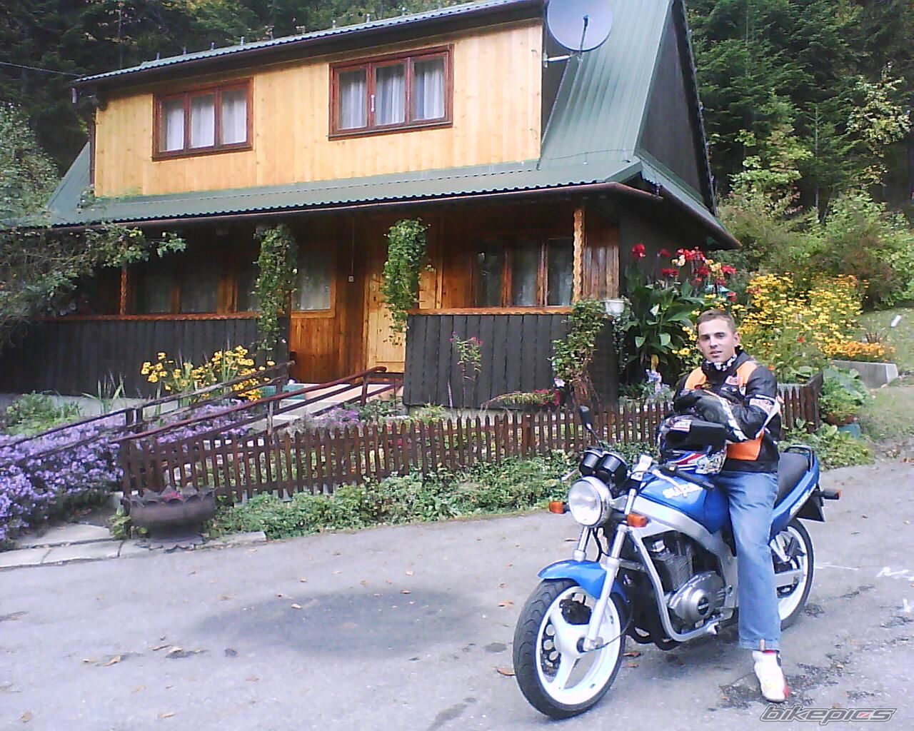Photo 2368590