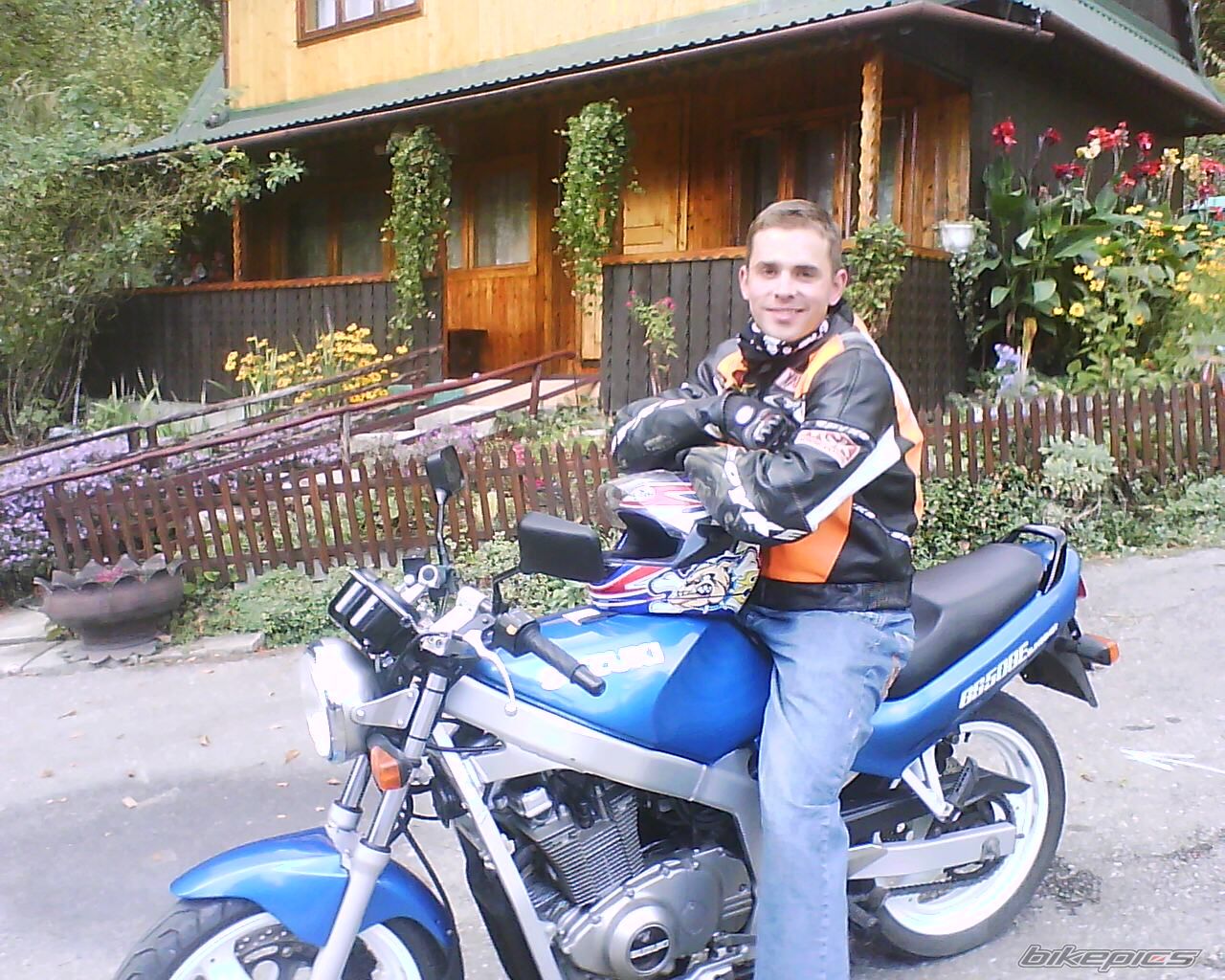 Photo 2368592