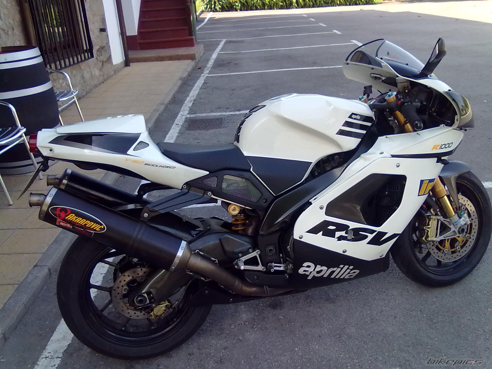 Photo 2368736