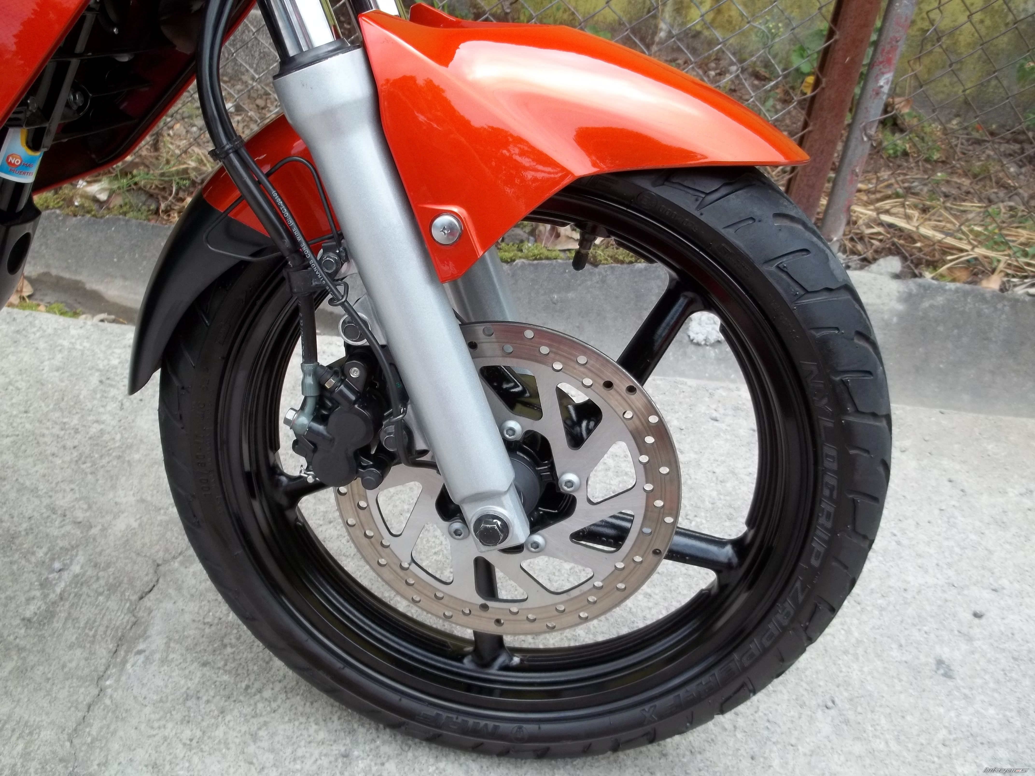 Photo 2368807