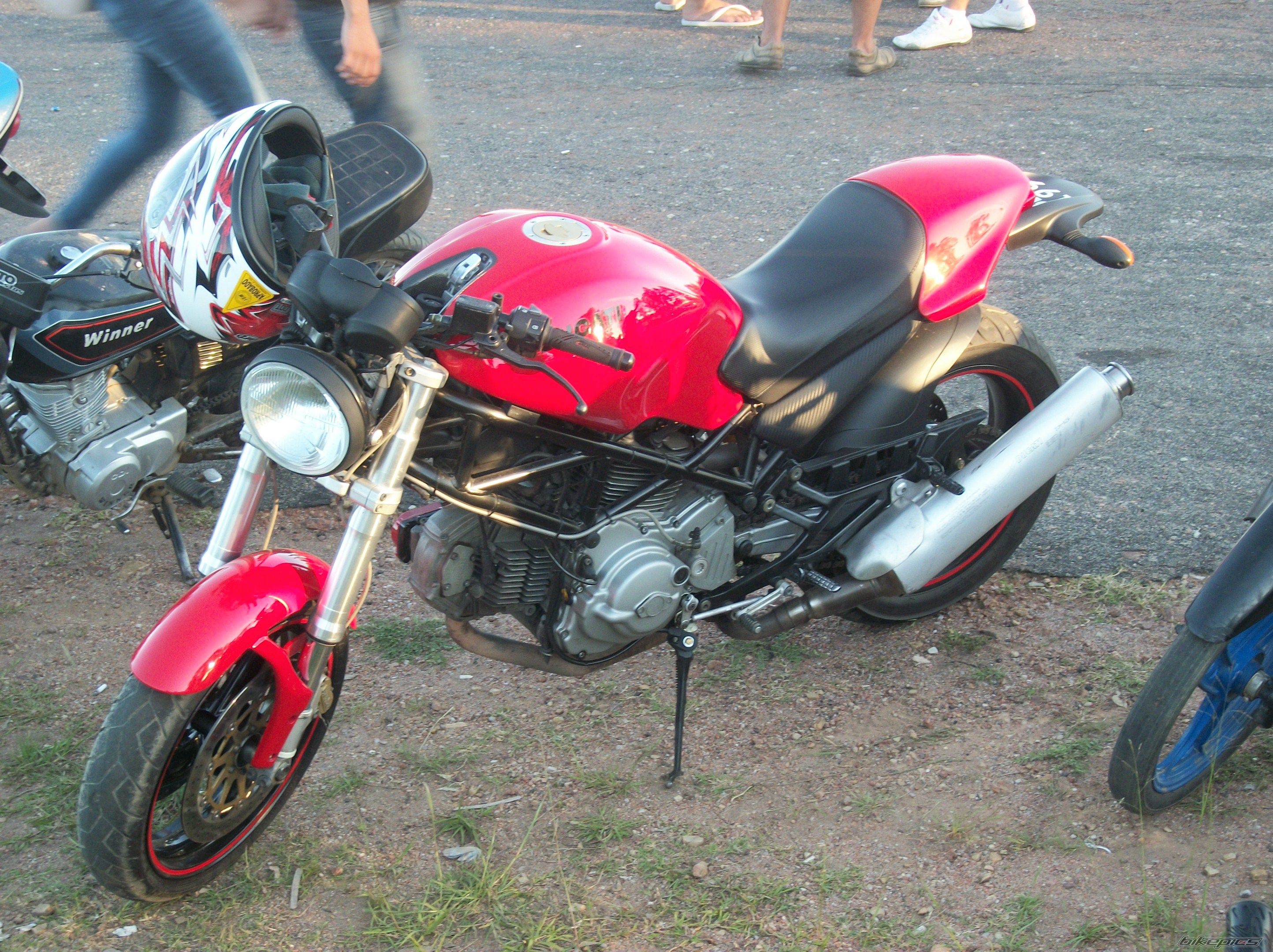 Photo 2368825