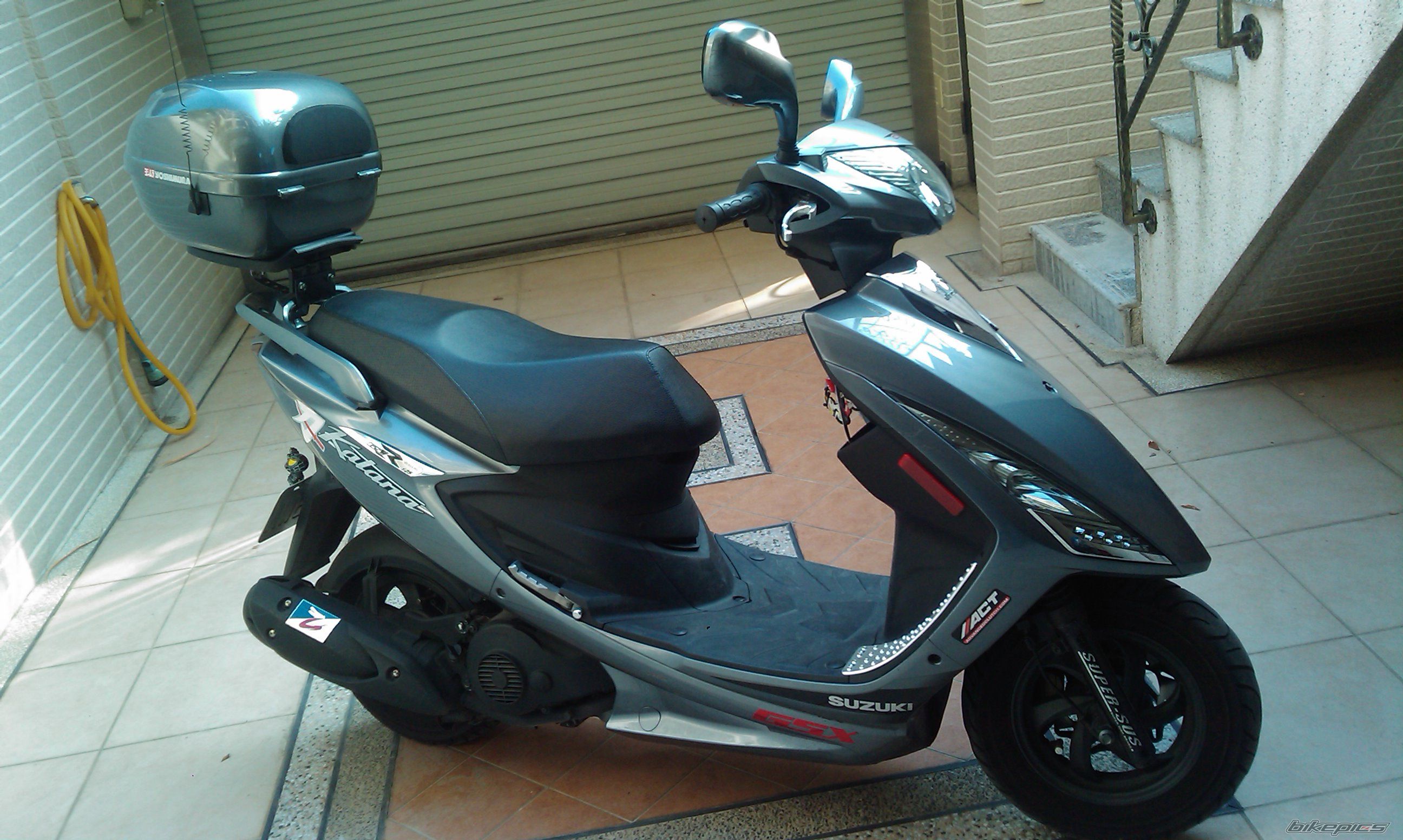 Photo 2368914