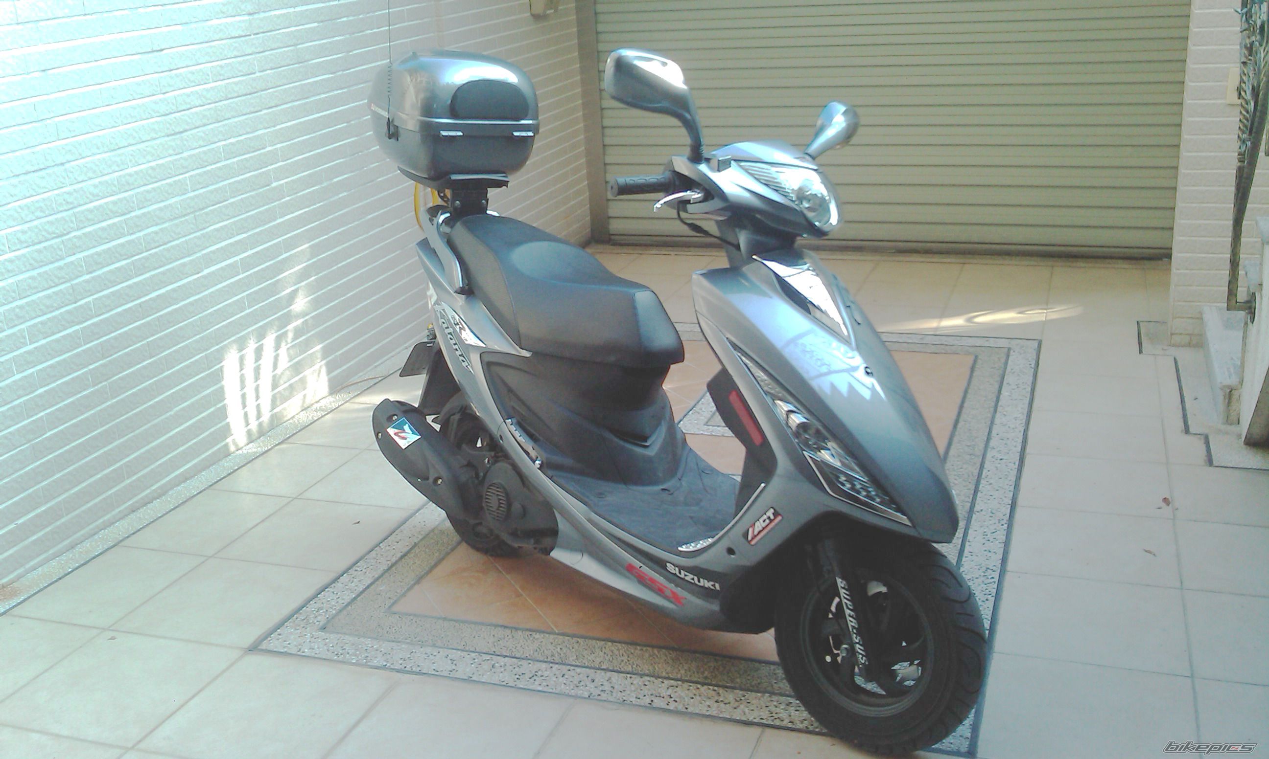 Photo 2368917