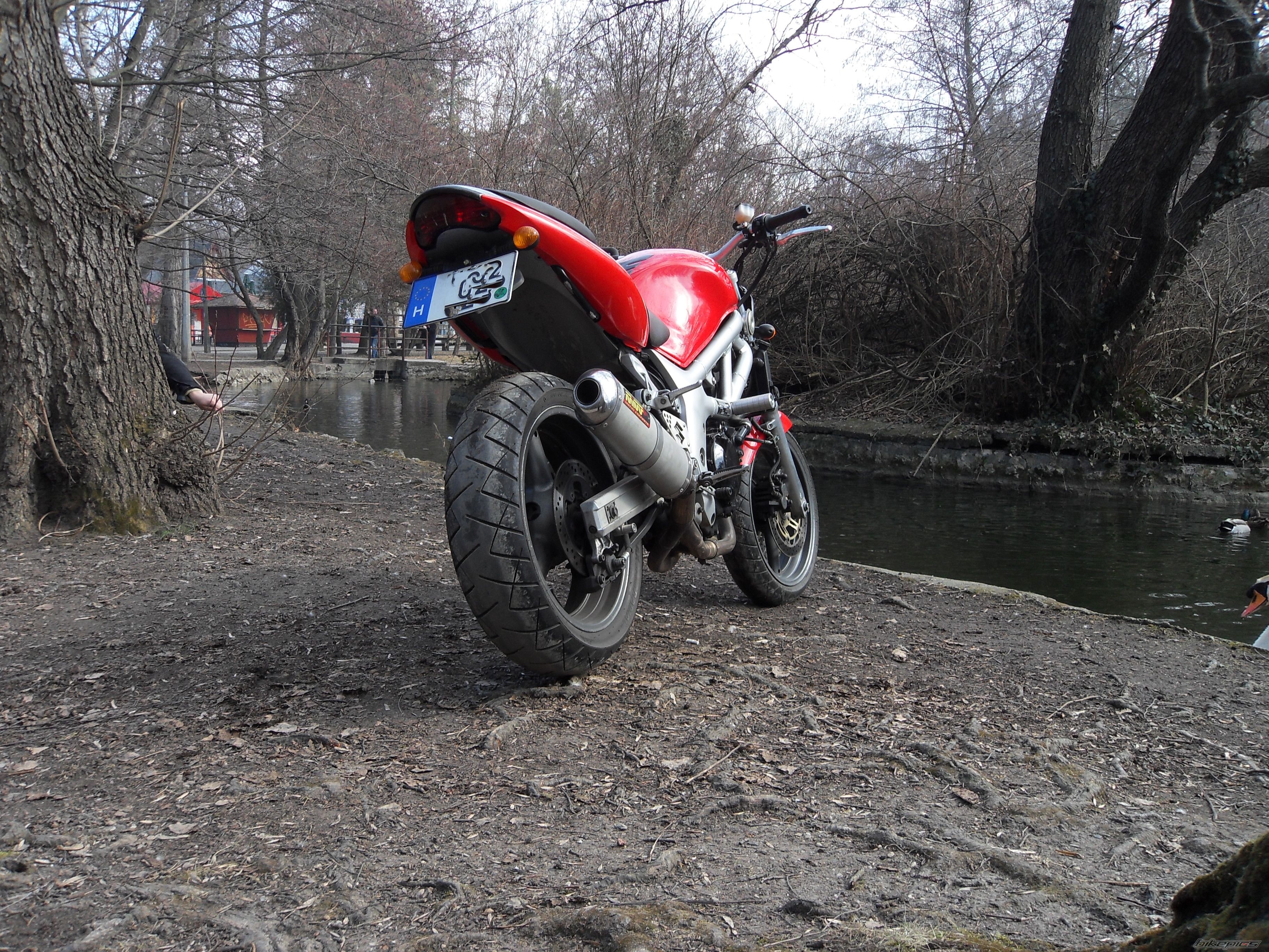 Photo 2368940