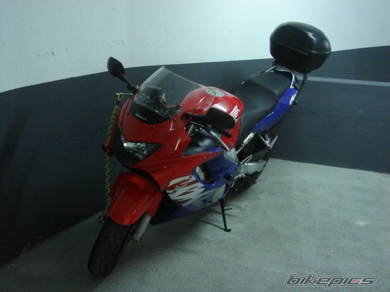 Photo 2368954