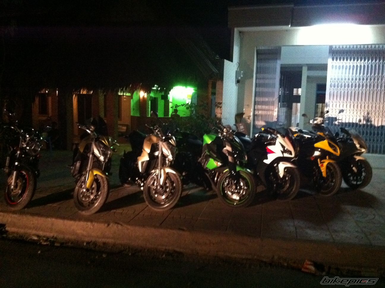 Photo 2369094