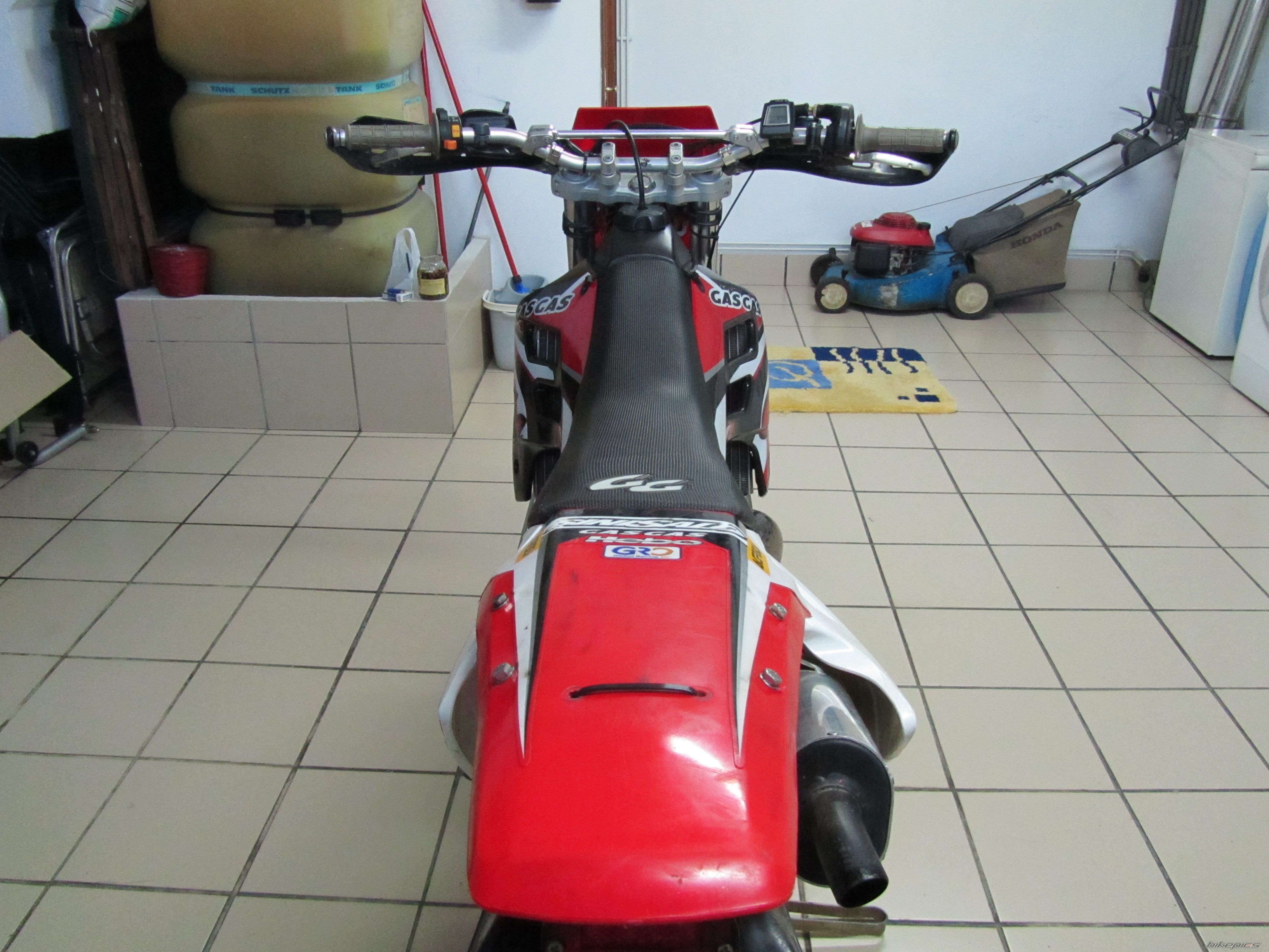 Photo 2369132