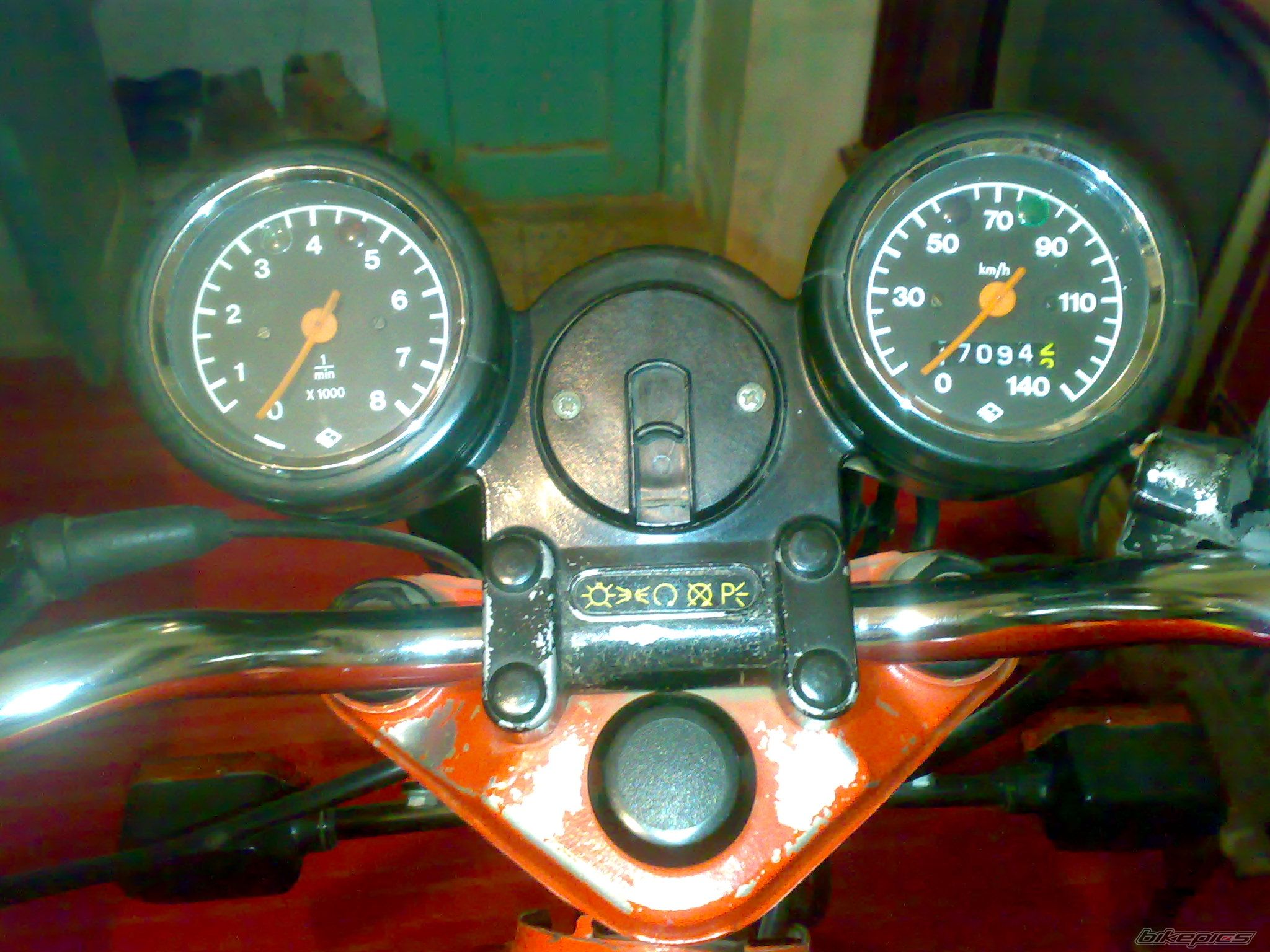 Photo 2369359