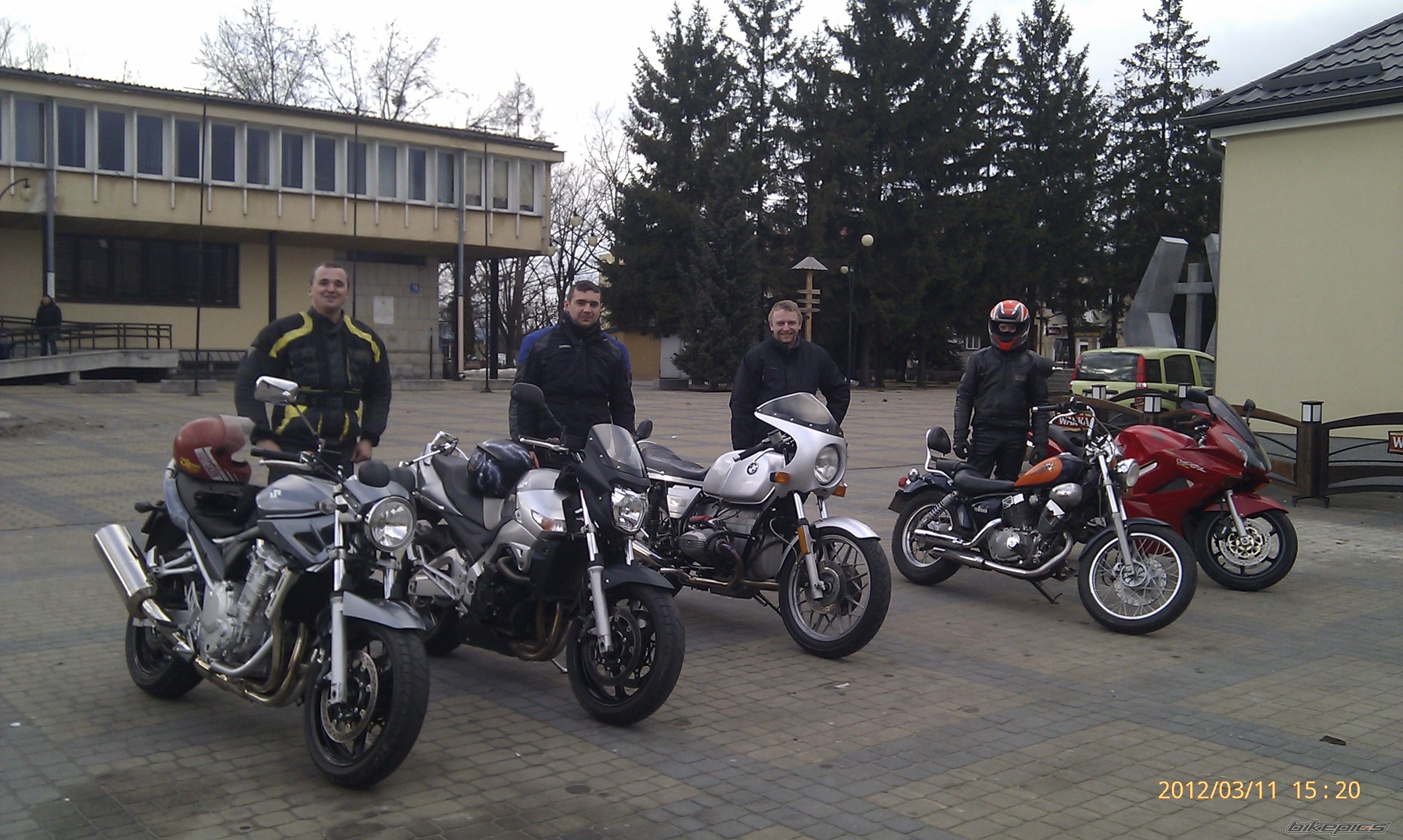 Photo 2369367