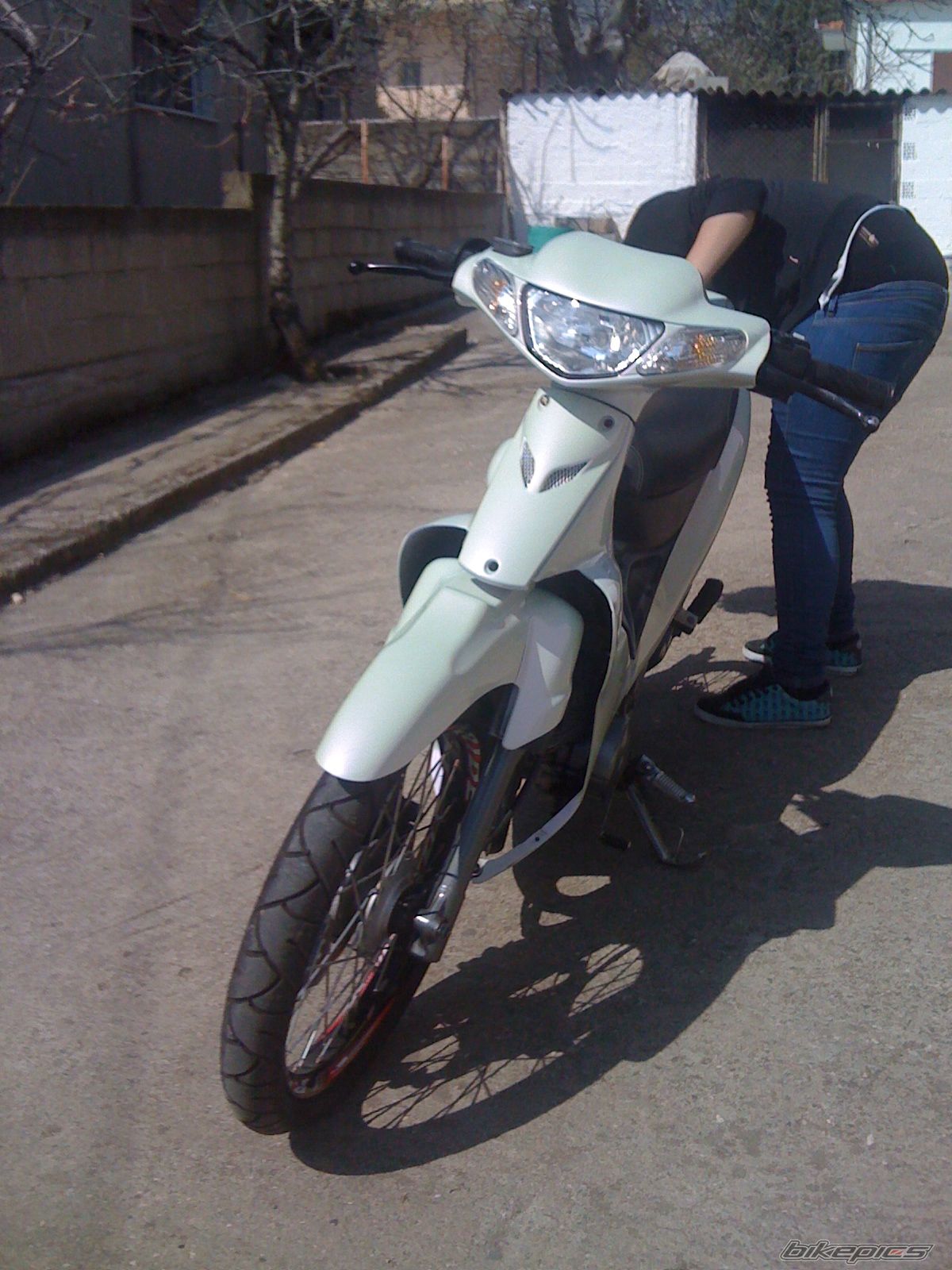 Photo 2369430