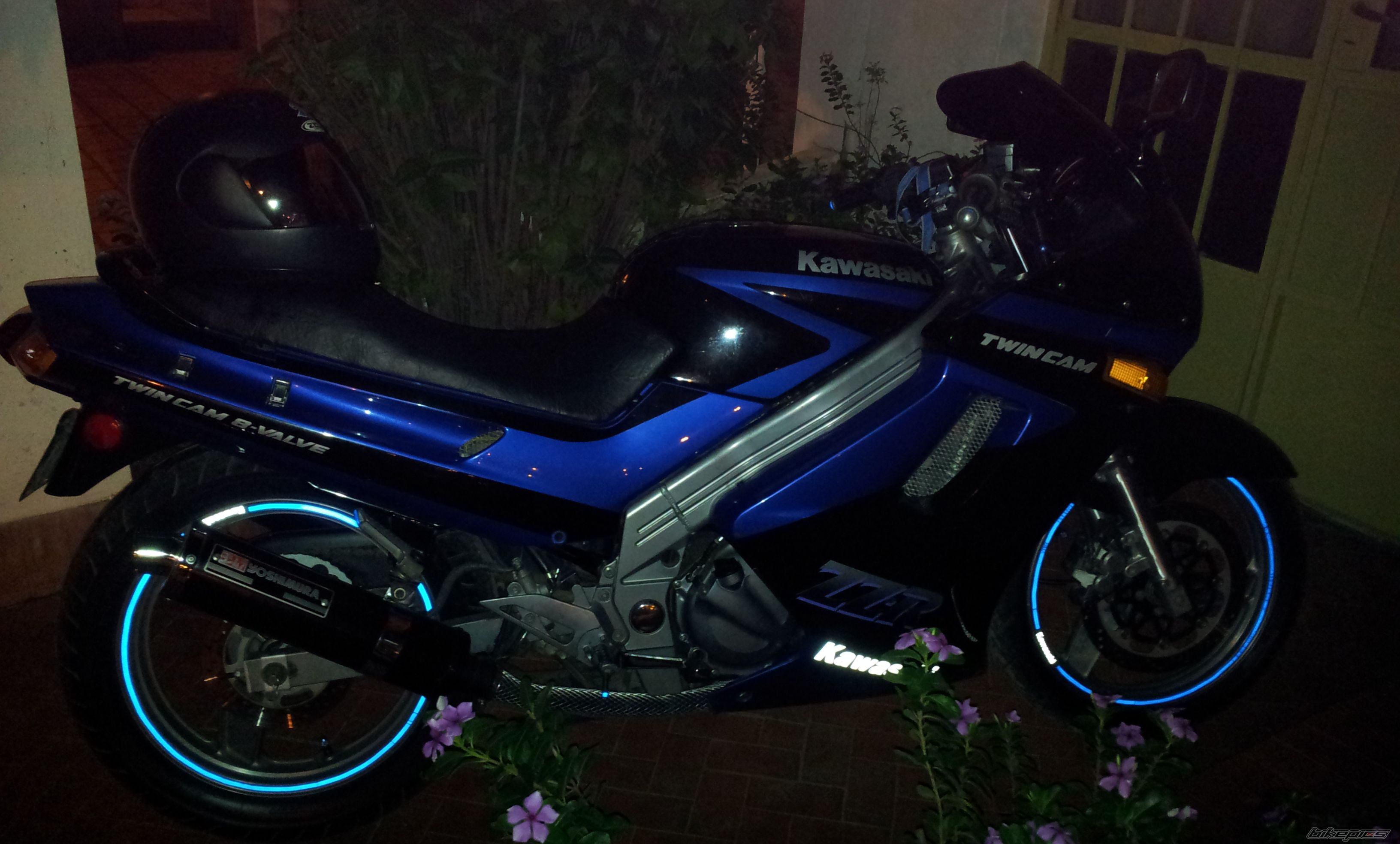 Photo 2369577
