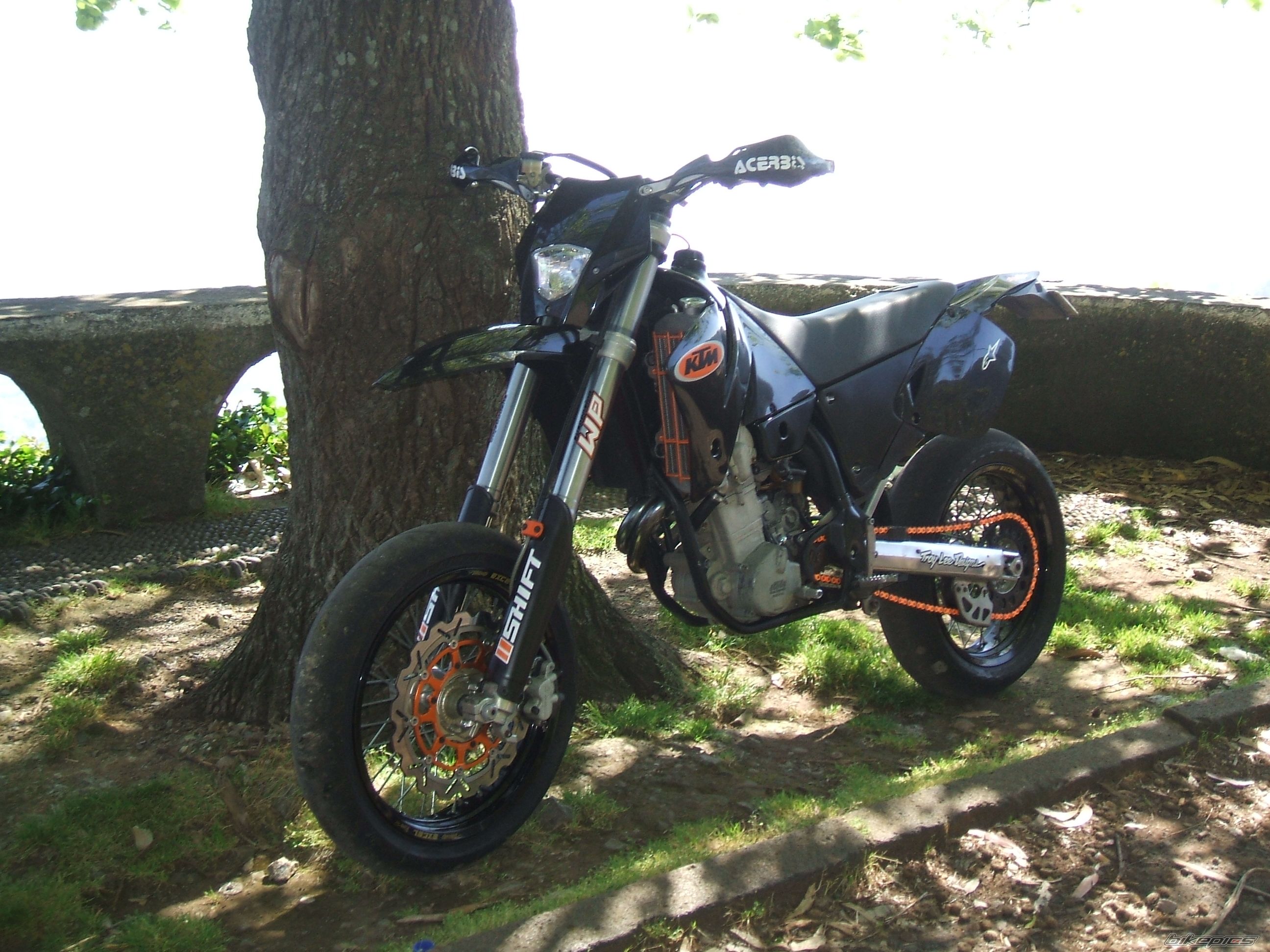 Photo 2369681