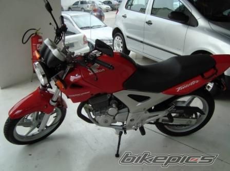 Photo 2369733
