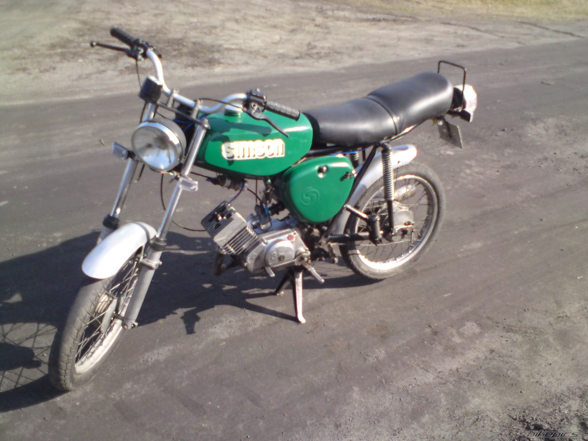 Photo 2369793