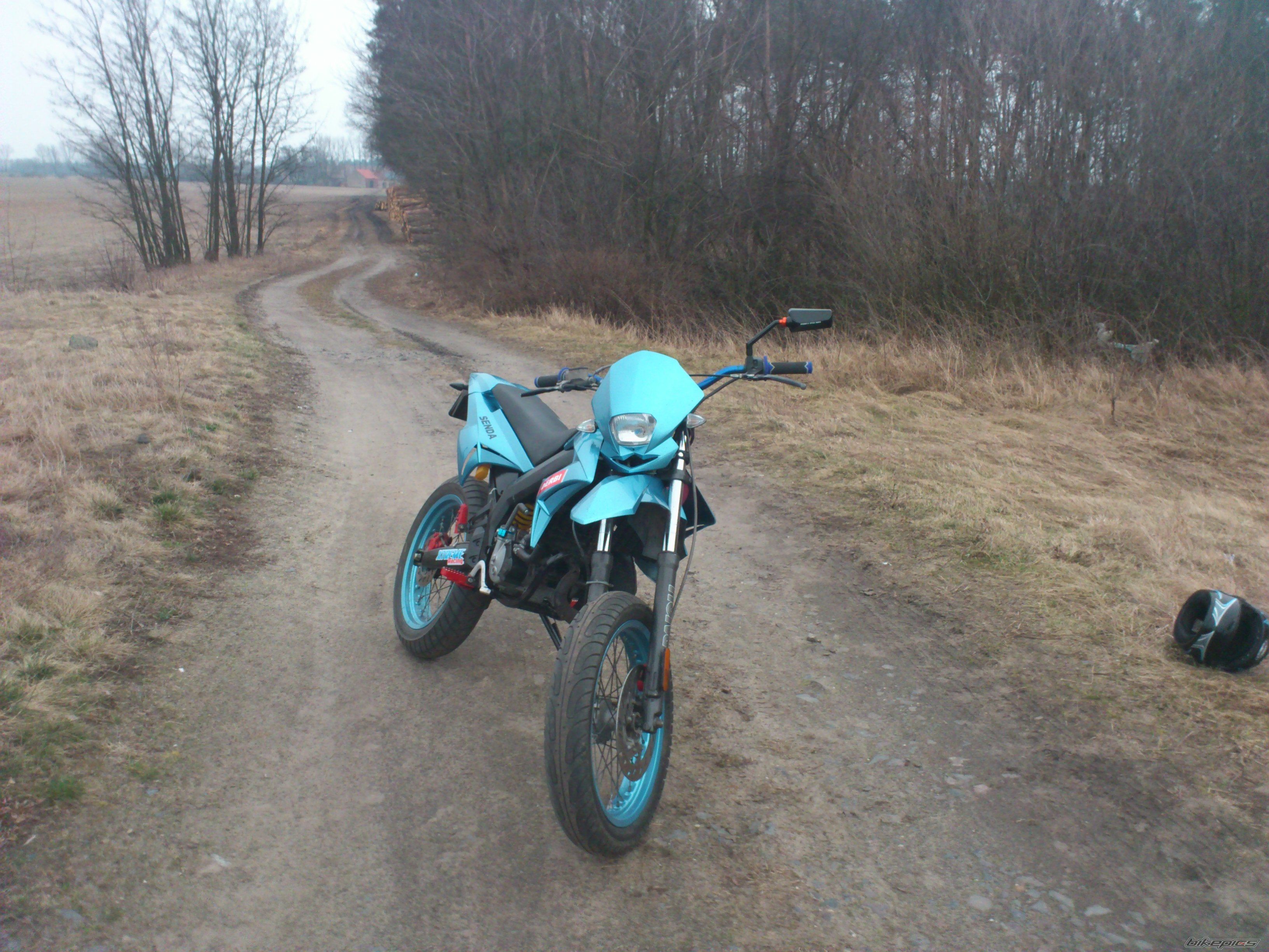 Photo 2369853