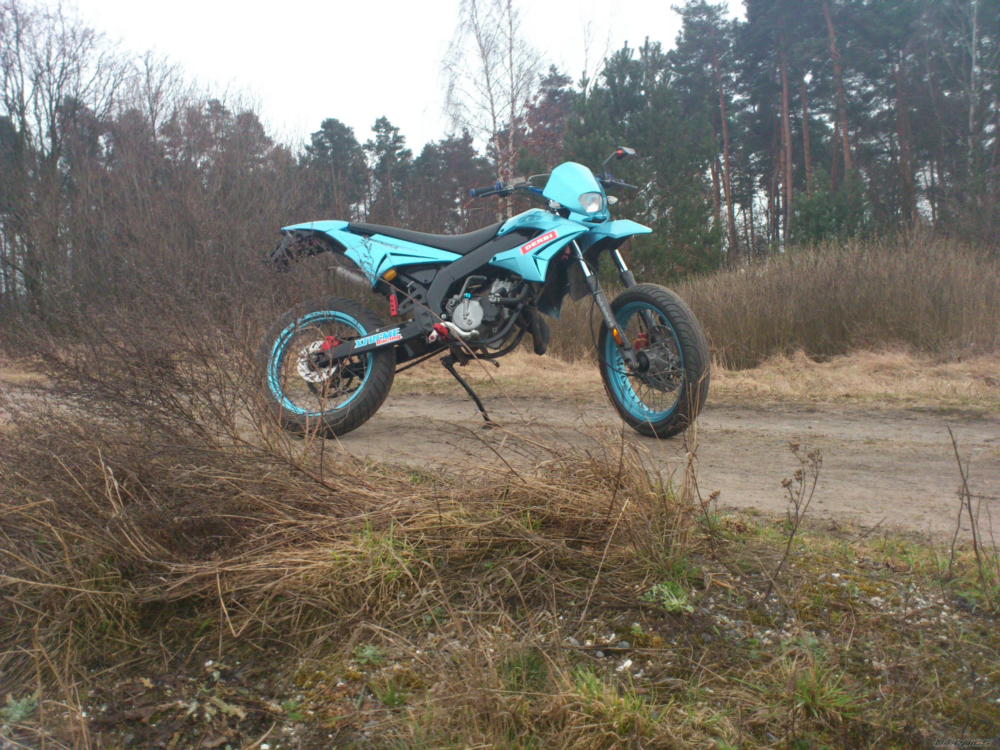Photo 2369857