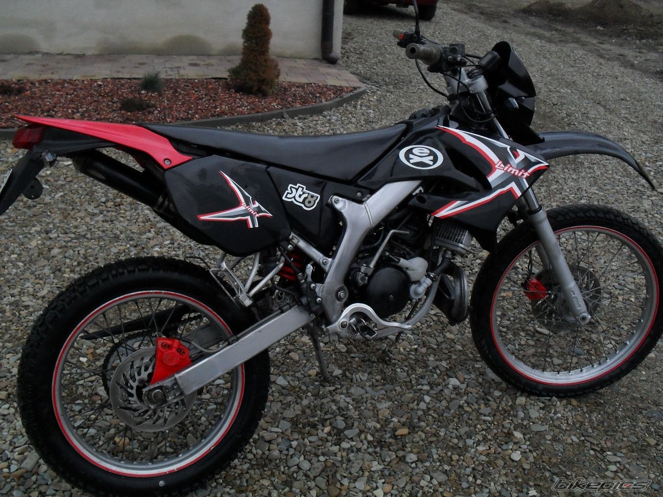 Photo 2369940